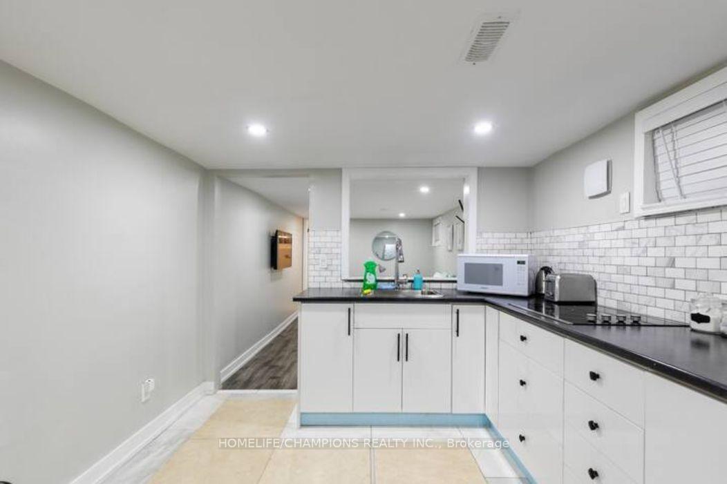 Photo 4 of Unit BSMT, 112 Springhurst Avenue, Toronto, South Parkdale — HOMEH
