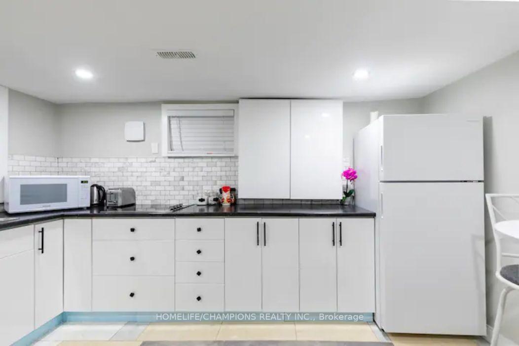 Photo 6 of Unit BSMT, 112 Springhurst Avenue, Toronto, South Parkdale — HOMEH
