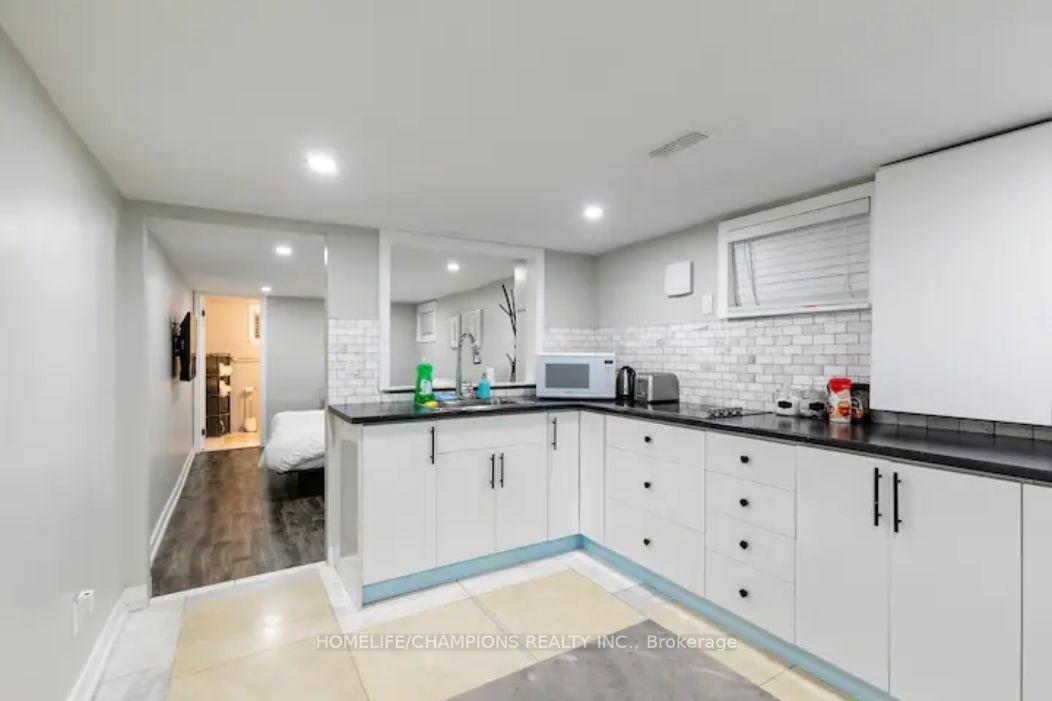 Photo 7 of Unit BSMT, 112 Springhurst Avenue, Toronto, South Parkdale — HOMEH