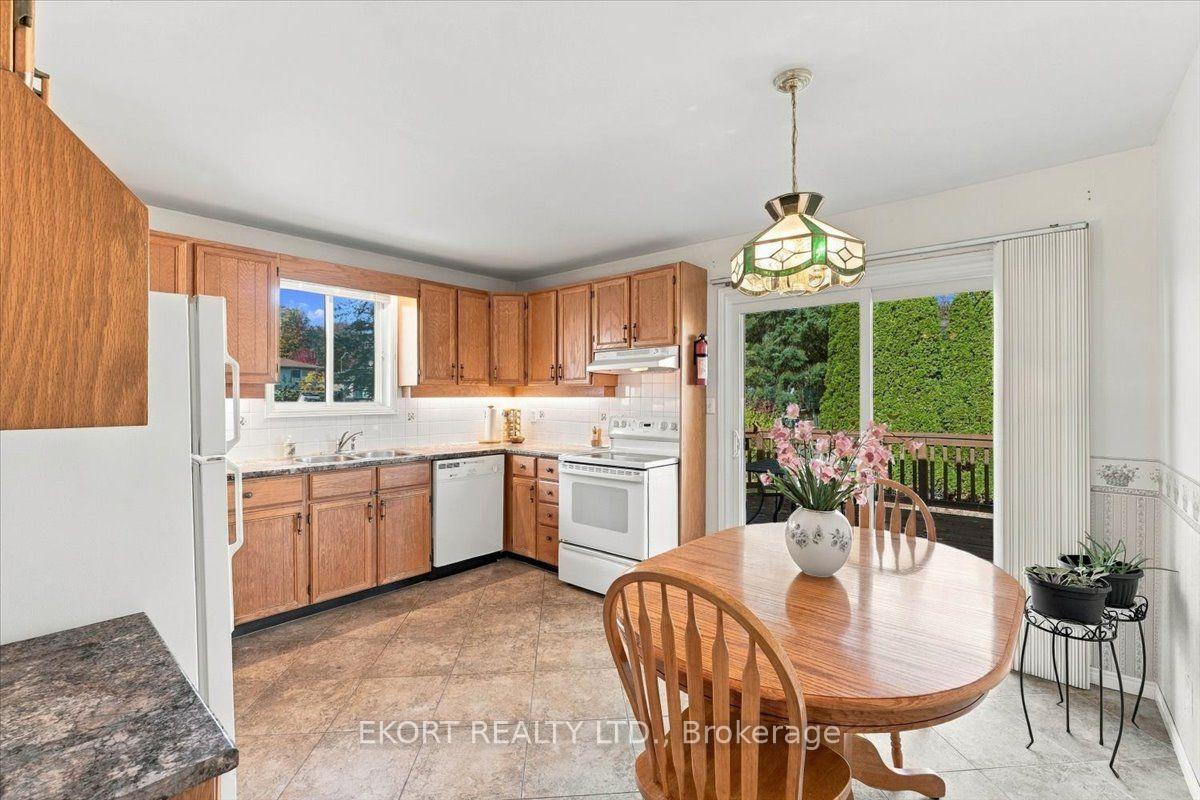 Photo 9 of 81 Parkview Heights, Quinte West, Trenton Ward — HOMEH