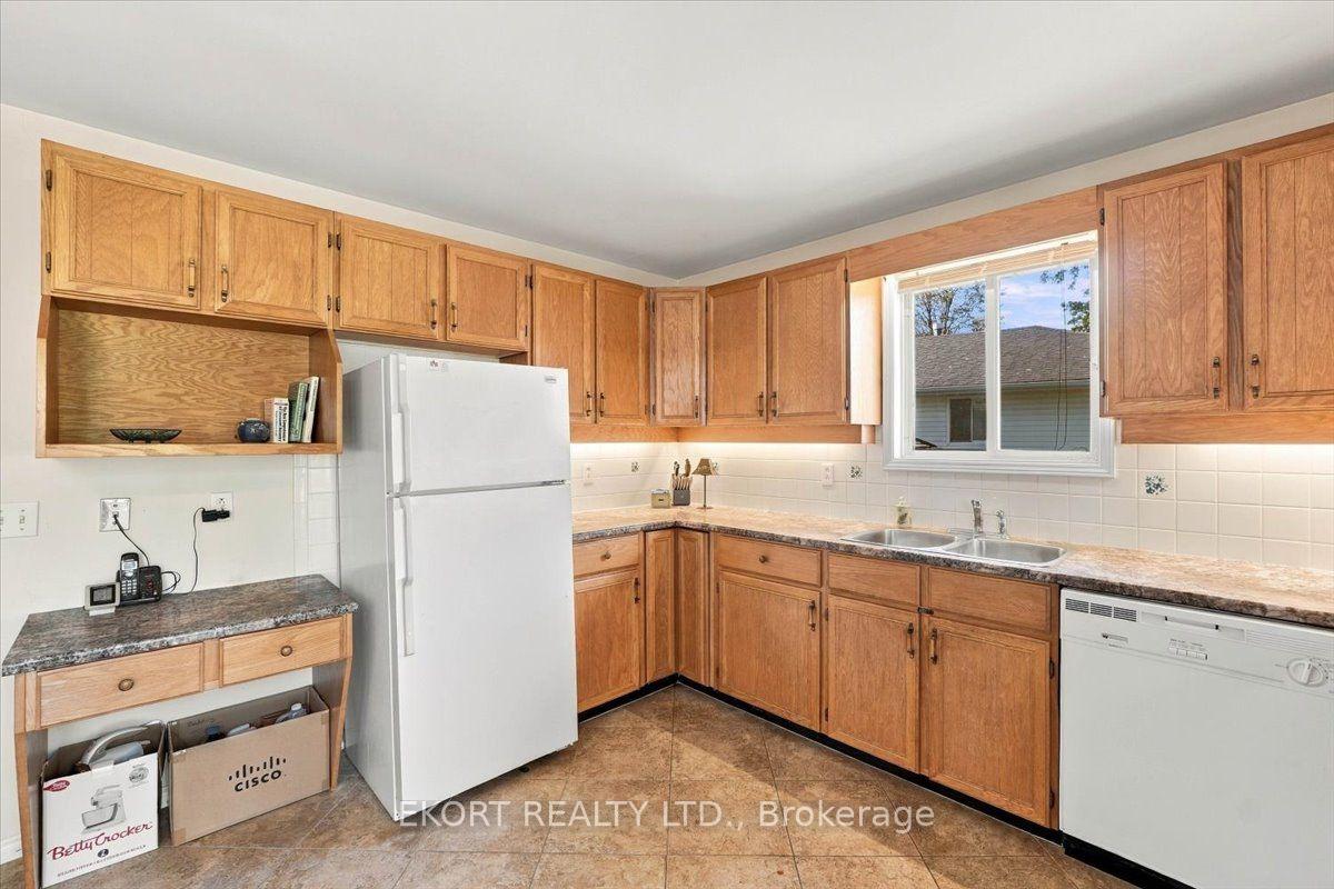 Photo 10 of 81 Parkview Heights, Quinte West, Trenton Ward — HOMEH