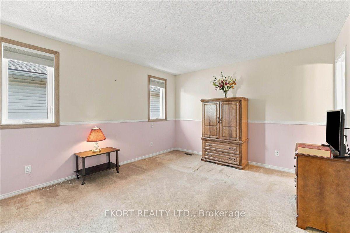 Photo 18 of 81 Parkview Heights, Quinte West, Trenton Ward — HOMEH