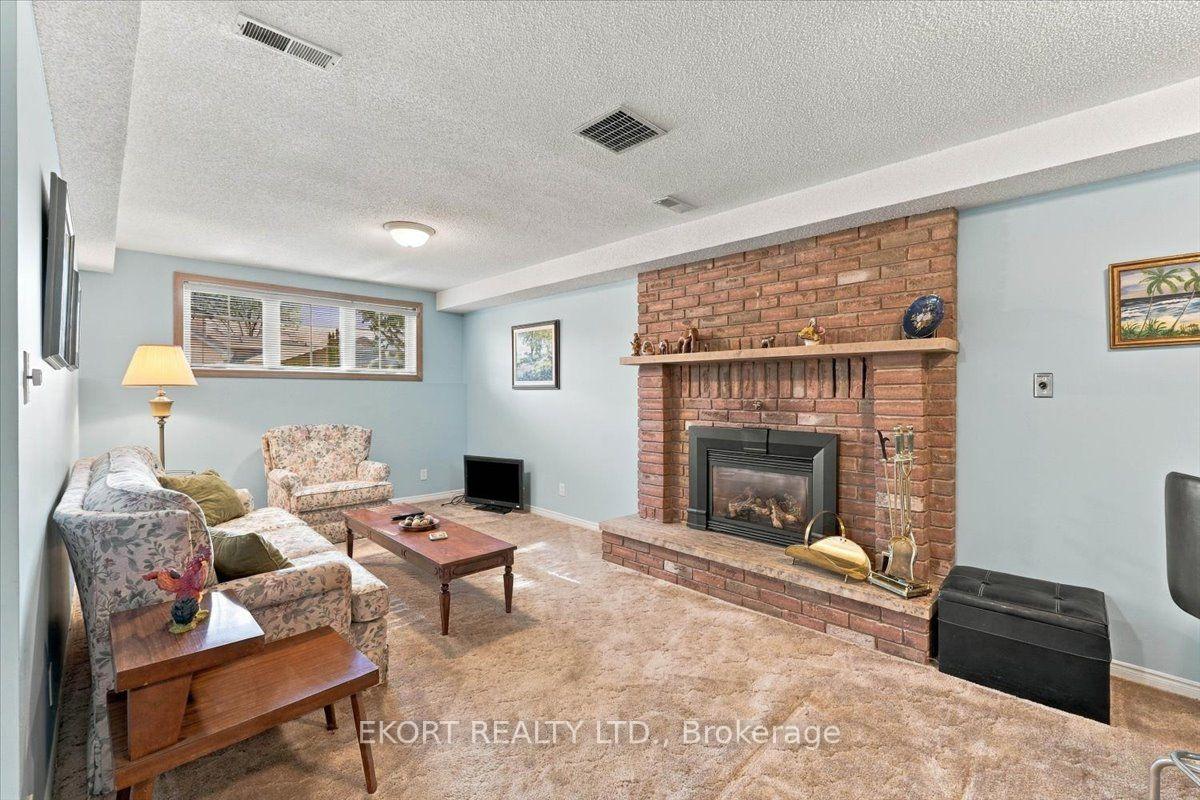 Photo 23 of 81 Parkview Heights, Quinte West, Trenton Ward — HOMEH