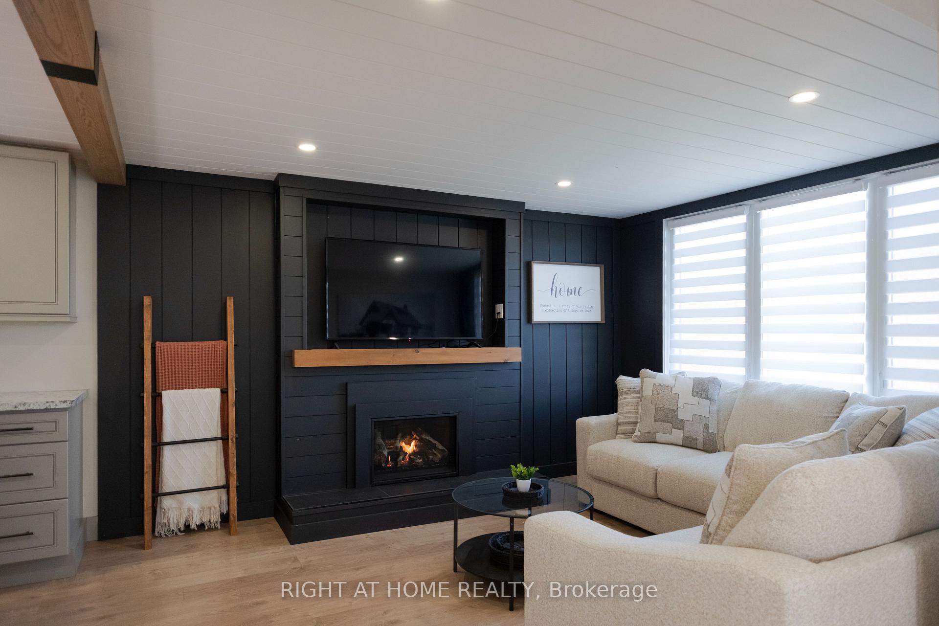 Photo 14 of 5 Stadaconna Street, McNab/Braeside, Mcnab/Braeside Twps — HOMEH