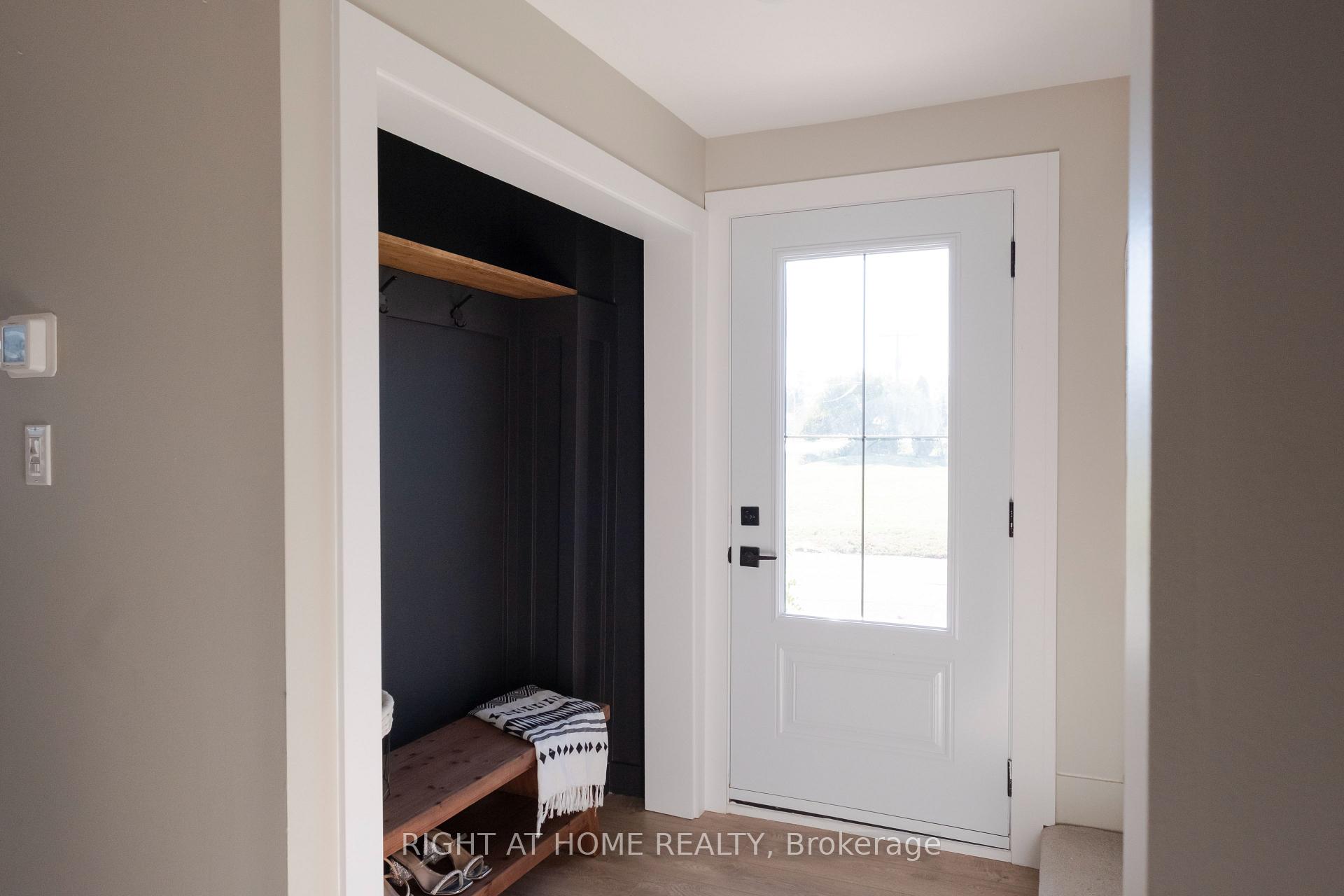 Photo 18 of 5 Stadaconna Street, McNab/Braeside, Mcnab/Braeside Twps — HOMEH
