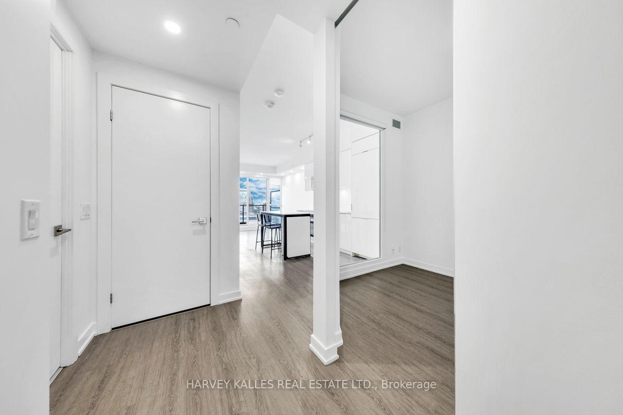 Photo 8 of Unit 1105, 609 Avenue Road, Toronto, Yonge-St. Clair — HOMEH