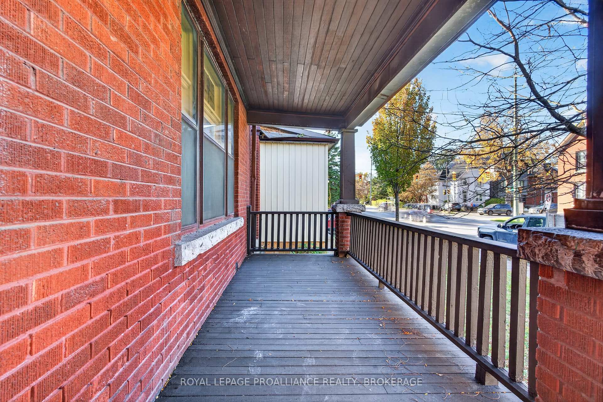 Photo 3 of 558 Brock Street, Kingston, Central City East — HOMEH