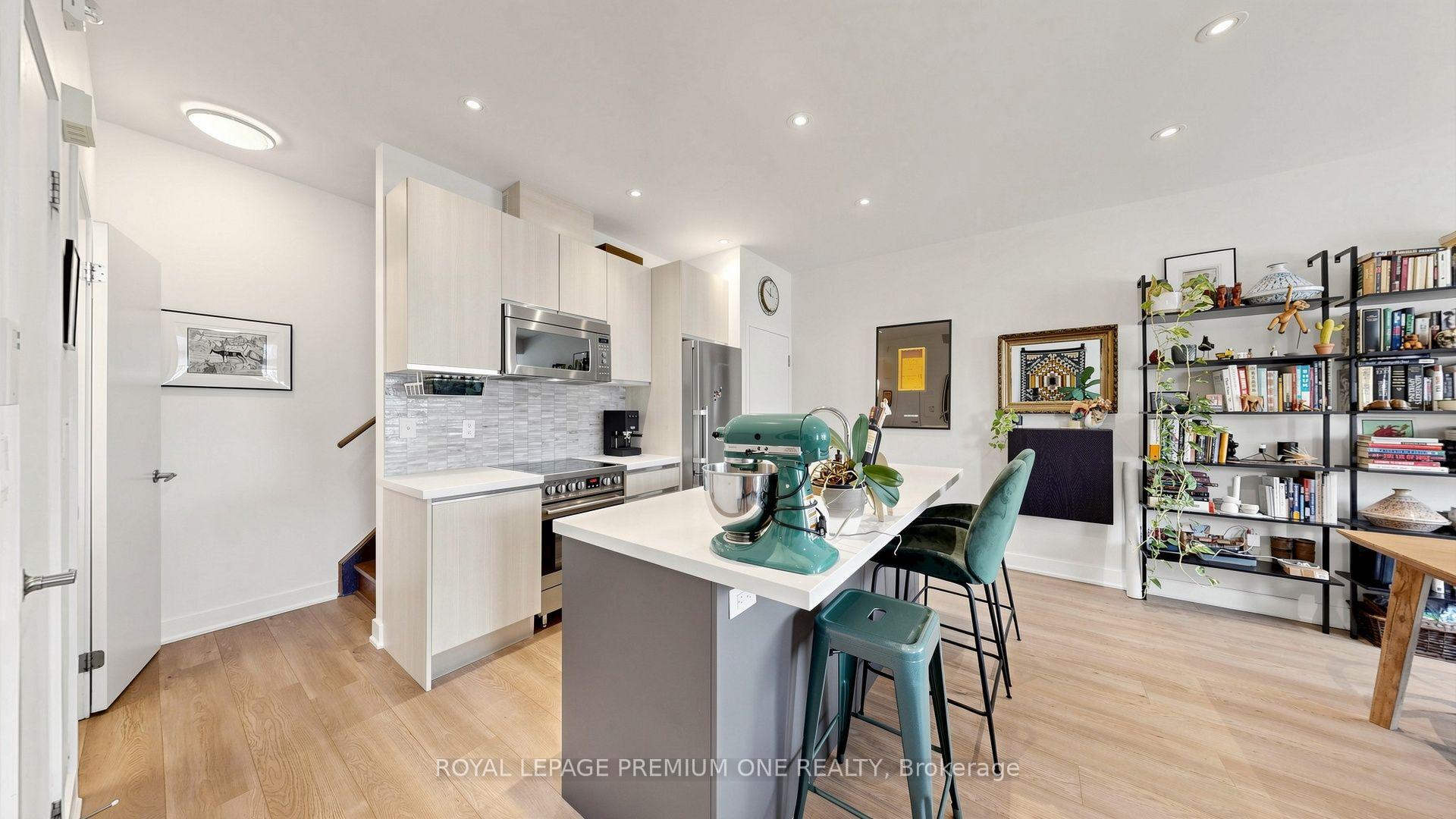 Photo 8 of Unit 203, 441 Jane Street, Toronto, Runnymede-Bloor West Village — HOMEH