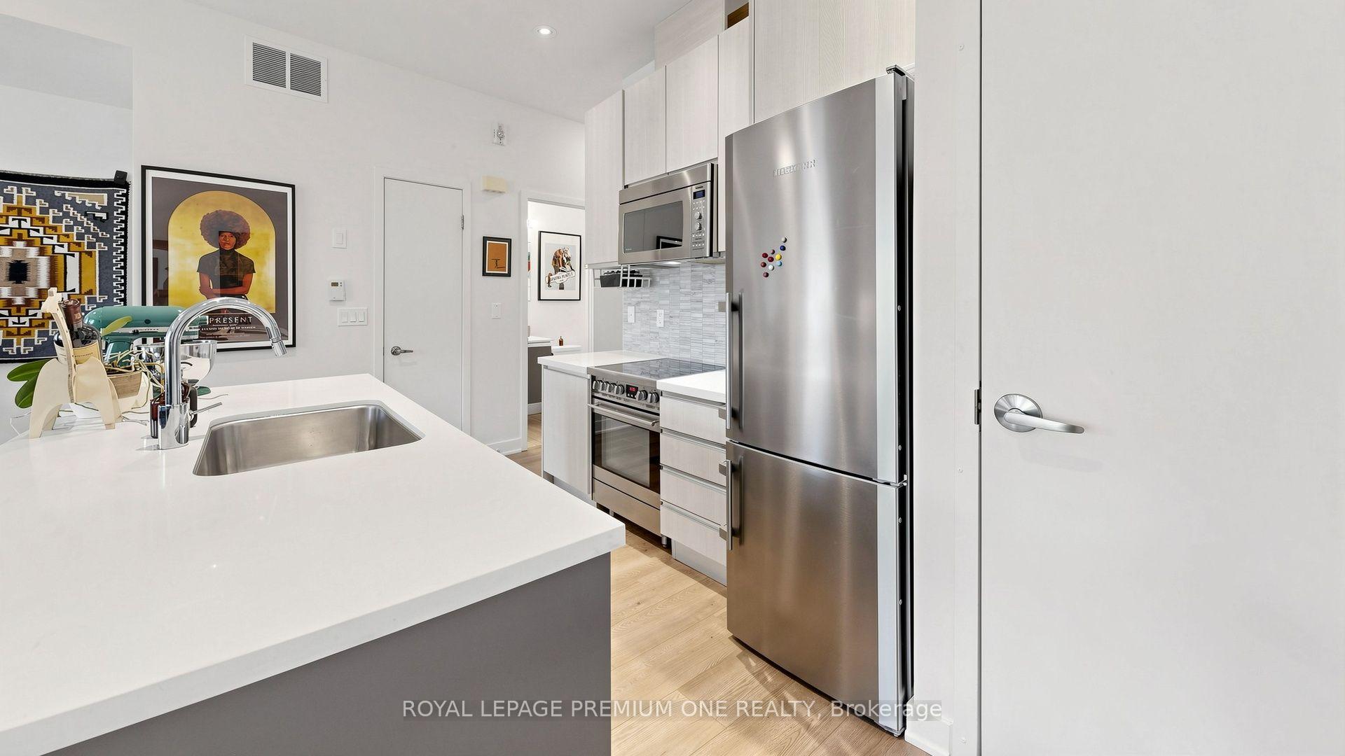 Photo 12 of Unit 203, 441 Jane Street, Toronto, Runnymede-Bloor West Village — HOMEH