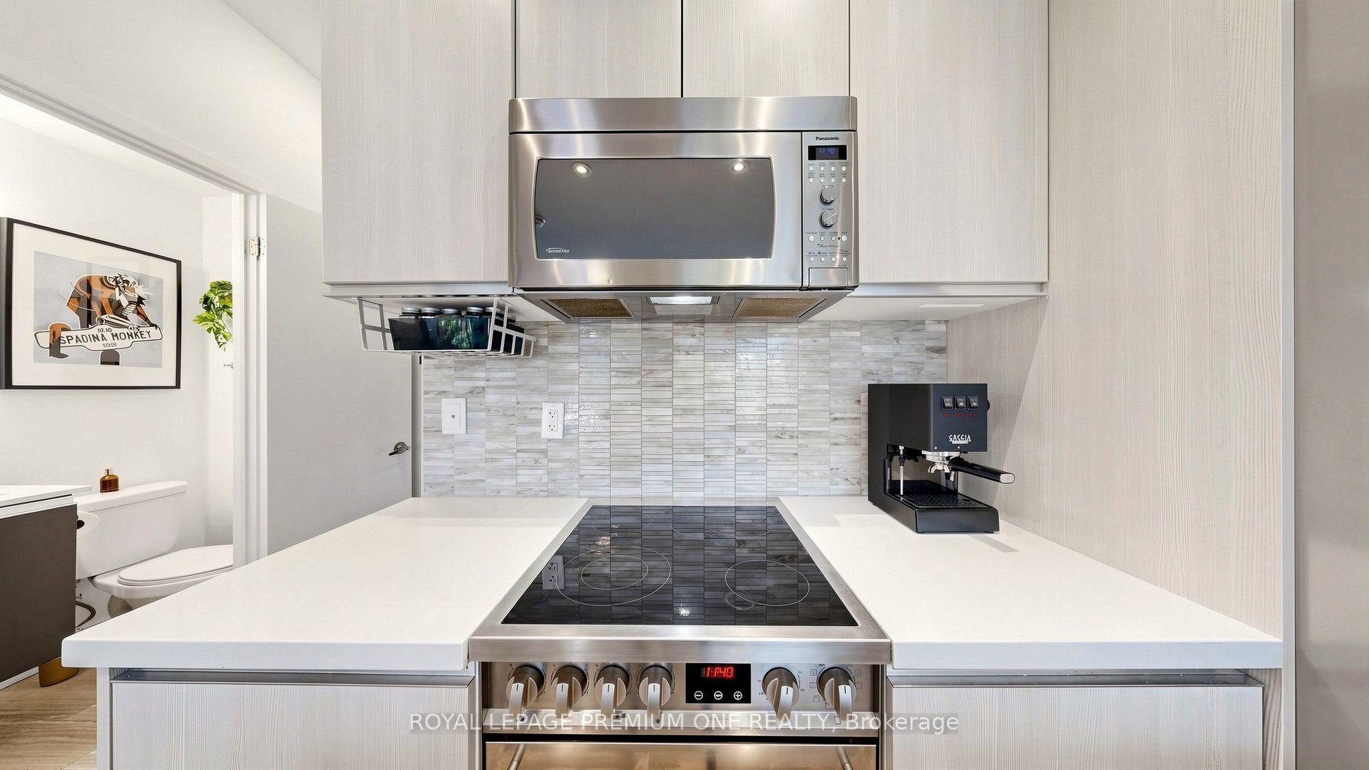 Photo 13 of Unit 203, 441 Jane Street, Toronto, Runnymede-Bloor West Village — HOMEH