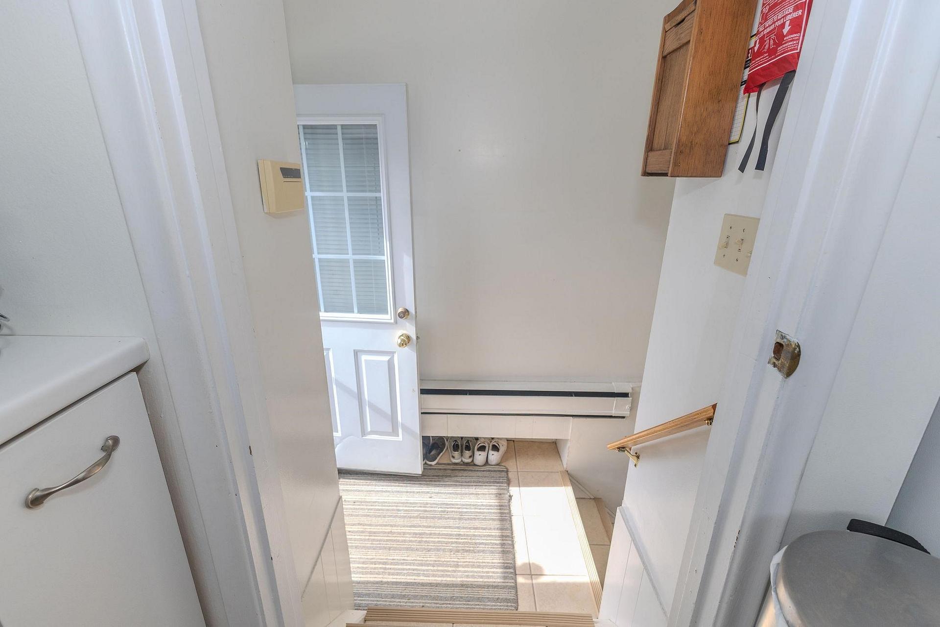 Photo 10 of 13 Pentagon Boulevard, Sault Ste Marie, Ward 3 — HOMEH