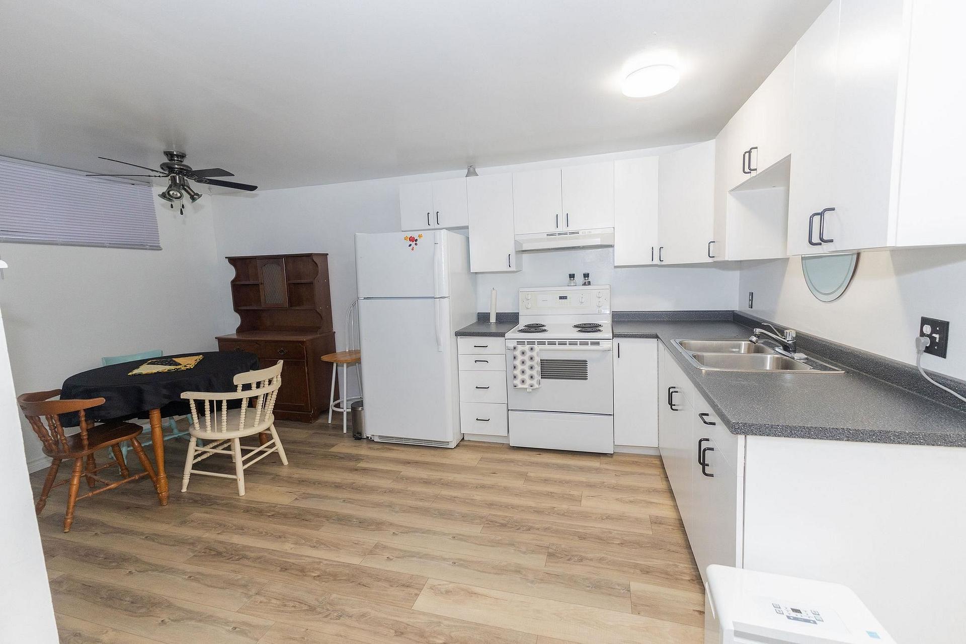 Photo 16 of 13 Pentagon Boulevard, Sault Ste Marie, Ward 3 — HOMEH