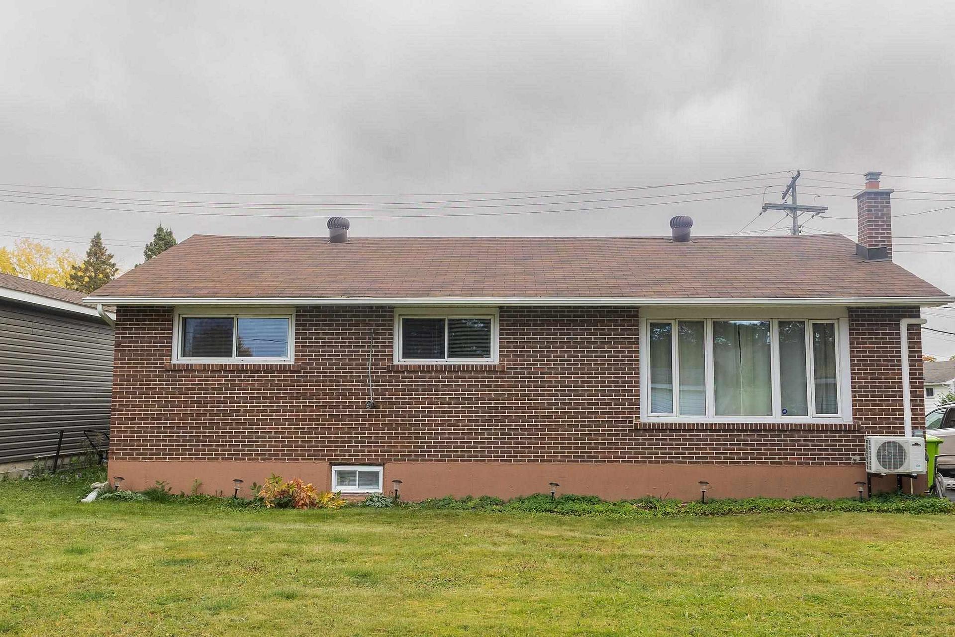 Photo 23 of 13 Pentagon Boulevard, Sault Ste Marie, Ward 3 — HOMEH