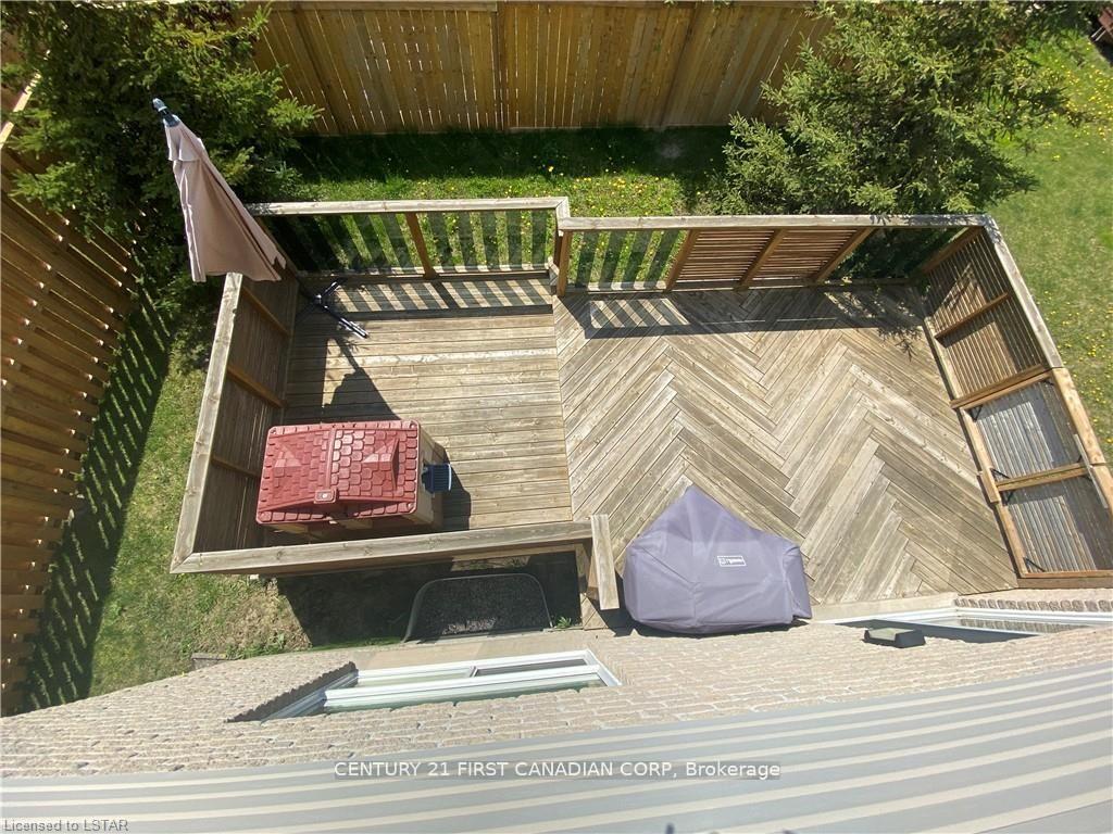 Photo 23 of Unit 17, 960 Bitterbush Crescent, London, North M — HOMEH