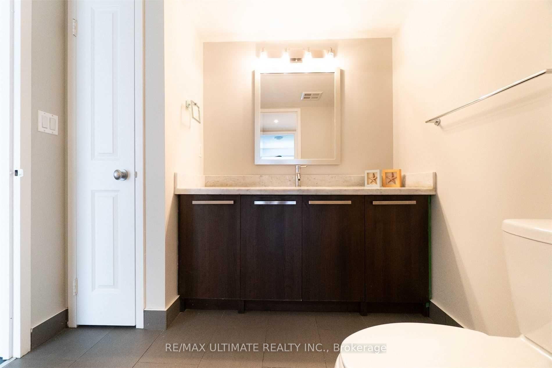 Photo 13 of Unit 401, 11 St Joseph Street, Toronto, Bay Street Corridor — HOMEH