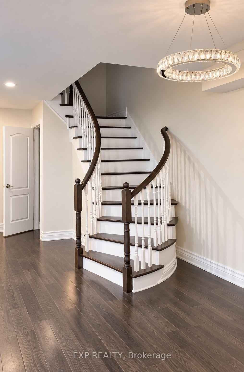 Photo 10 of 39 Ed Quigg Way, Vaughan, Sonoma Heights — HOMEH