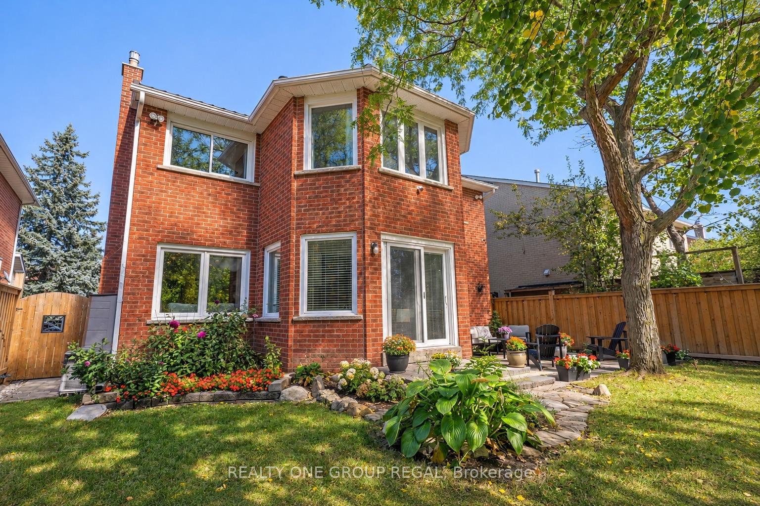 Photo 36 of 50 Nipissing Crescent, Brampton, Westgate — HOMEH