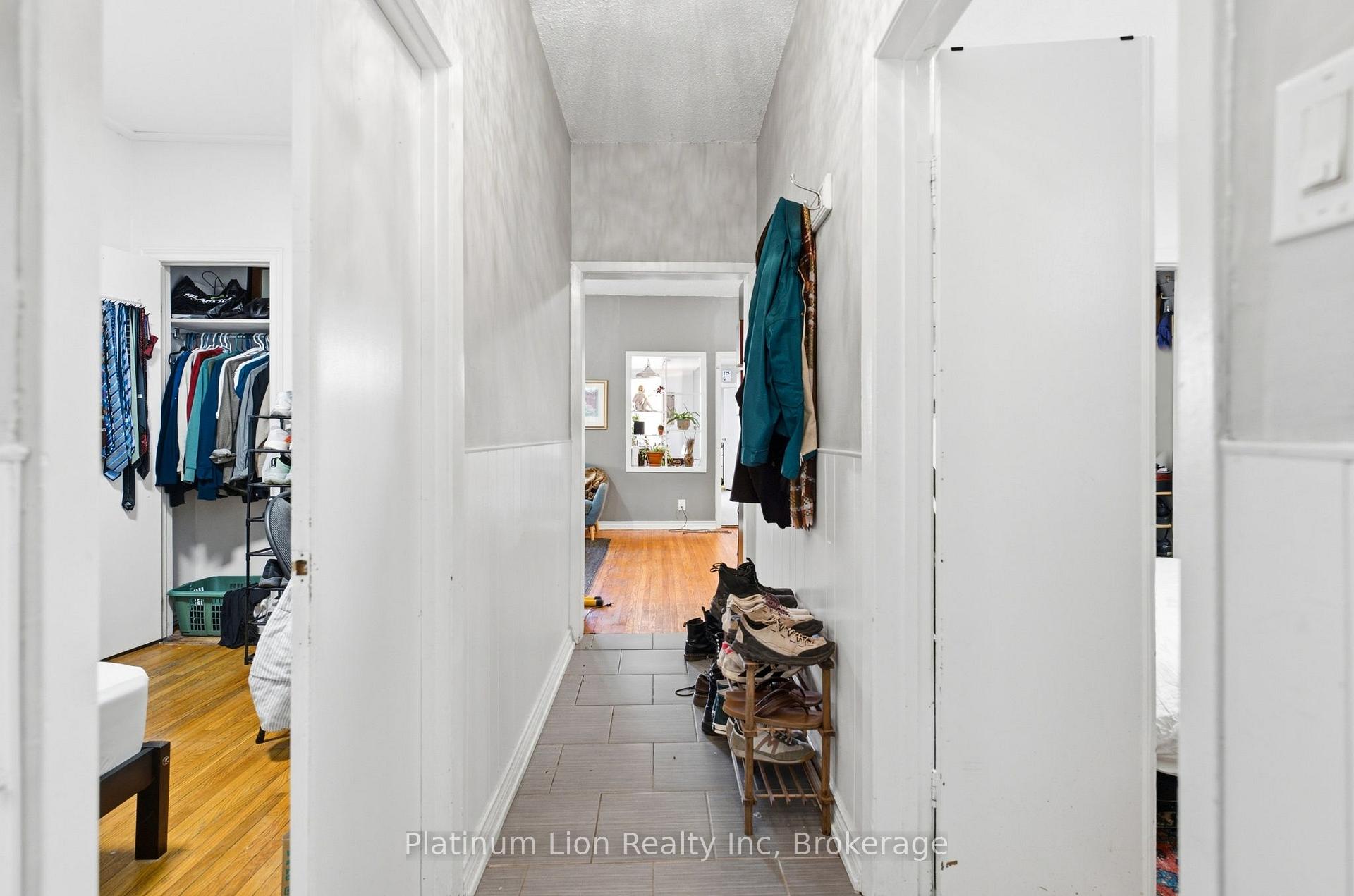 Photo 6 of 139 Euclid Avenue, Toronto, Trinity-Bellwoods — HOMEH