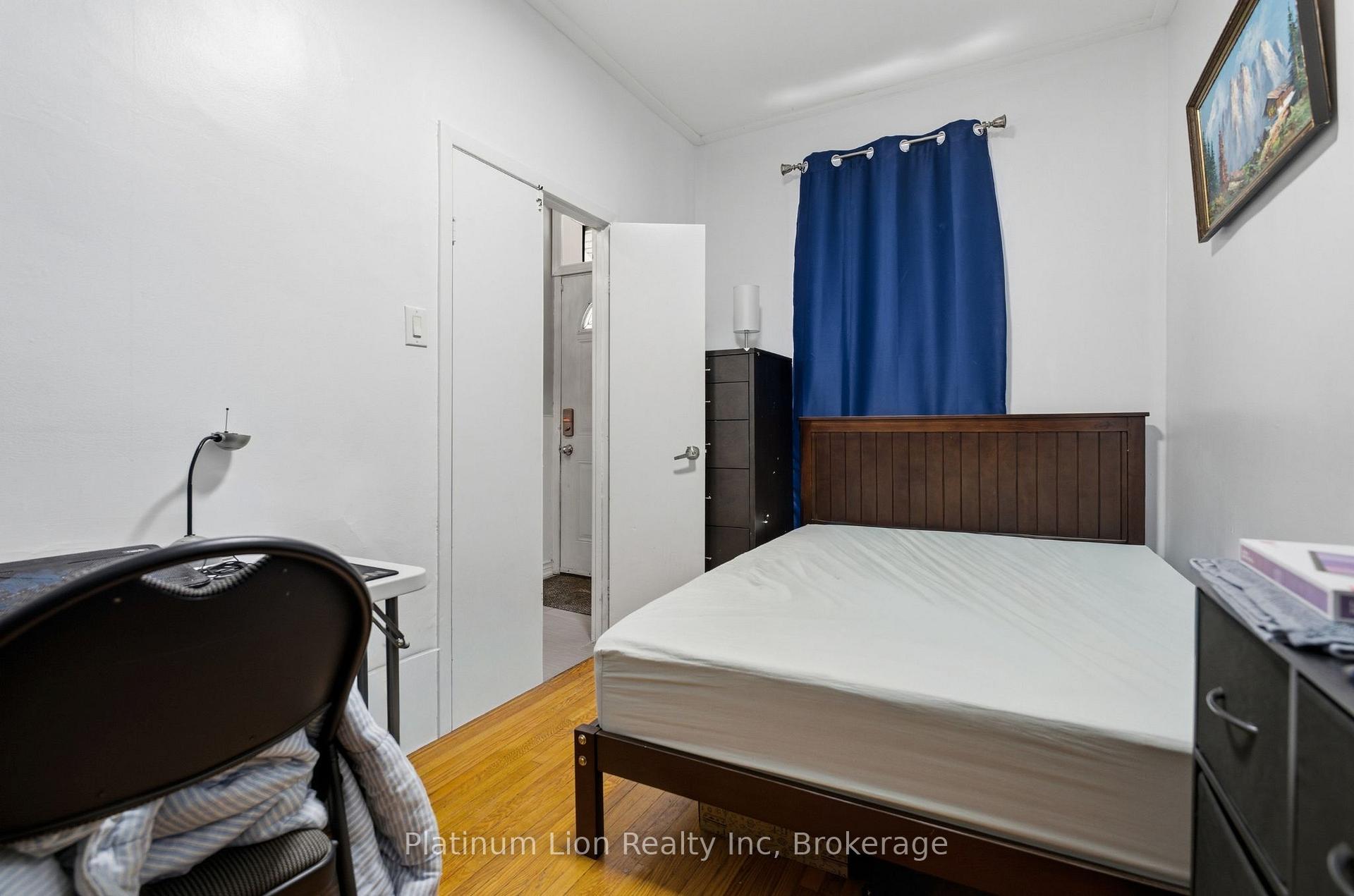 Photo 9 of 139 Euclid Avenue, Toronto, Trinity-Bellwoods — HOMEH