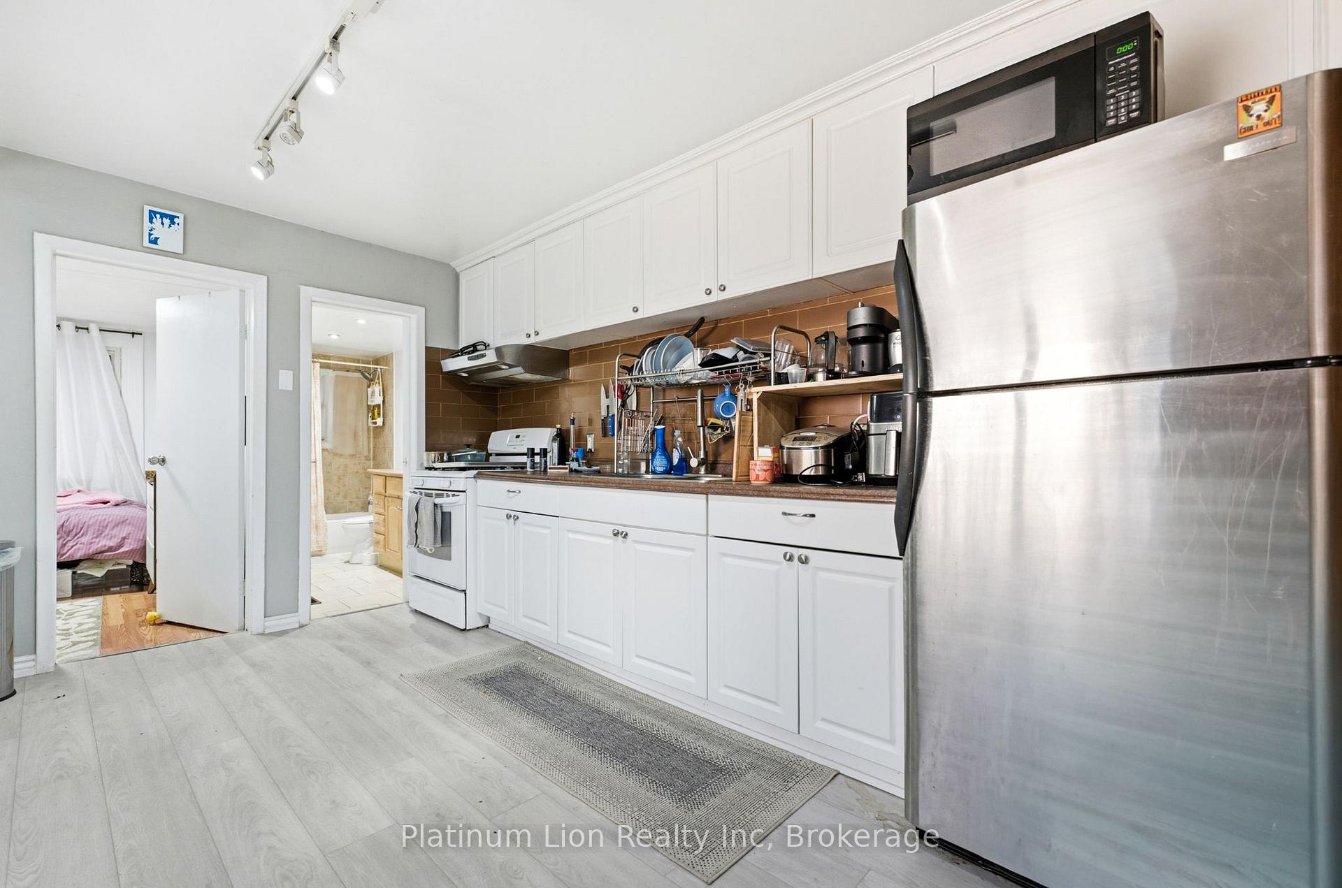 Photo 14 of 139 Euclid Avenue, Toronto, Trinity-Bellwoods — HOMEH