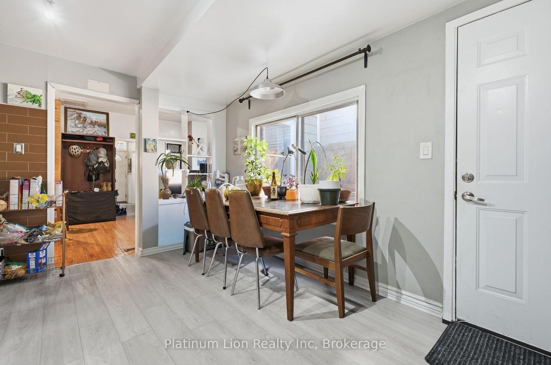 Photo 16 of 139 Euclid Avenue, Toronto, Trinity-Bellwoods — HOMEH