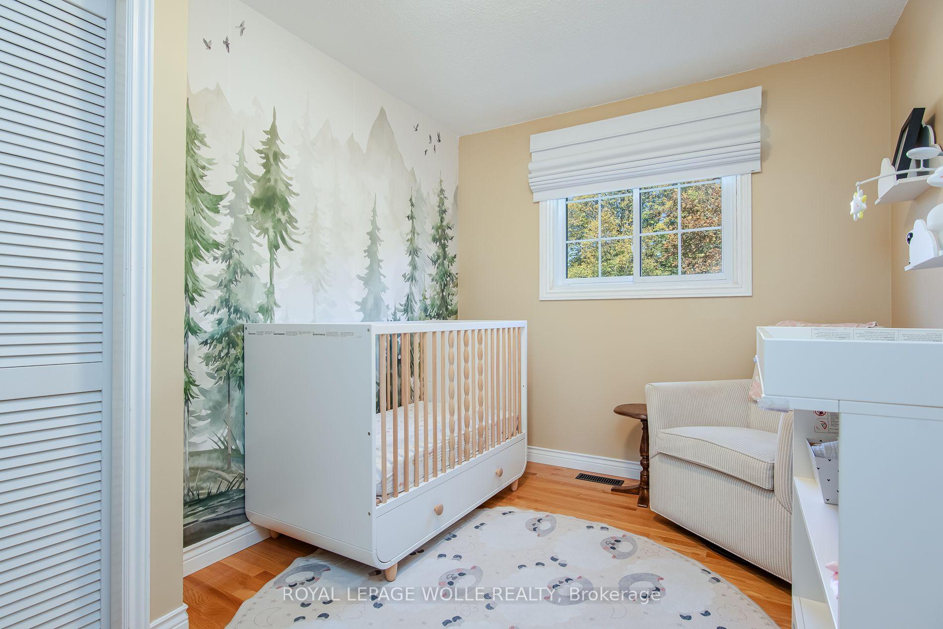 Photo 27 of 118 Wheatfield Crescent, Kitchener, Pioneer Park — HOMEH