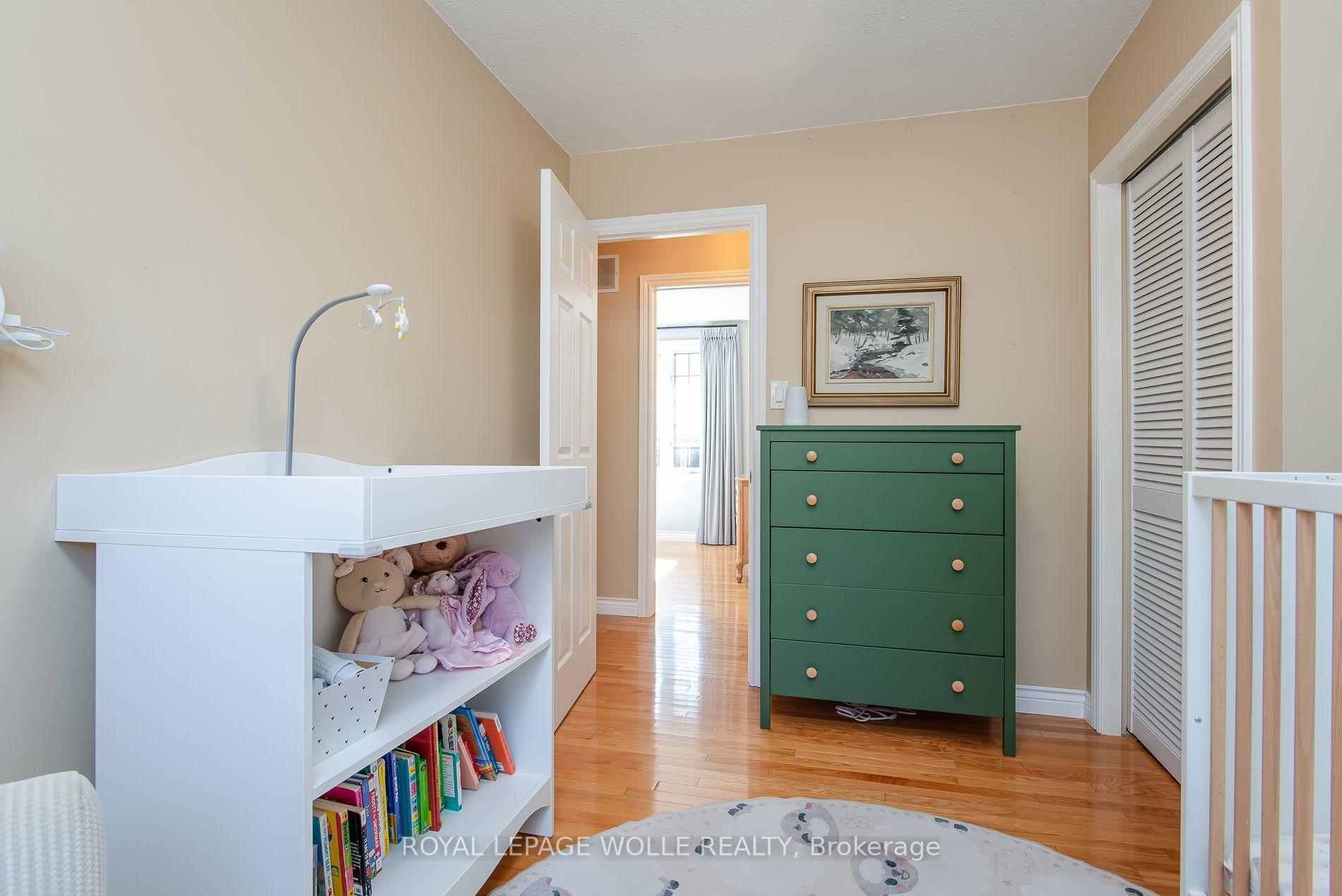 Photo 28 of 118 Wheatfield Crescent, Kitchener, Pioneer Park — HOMEH