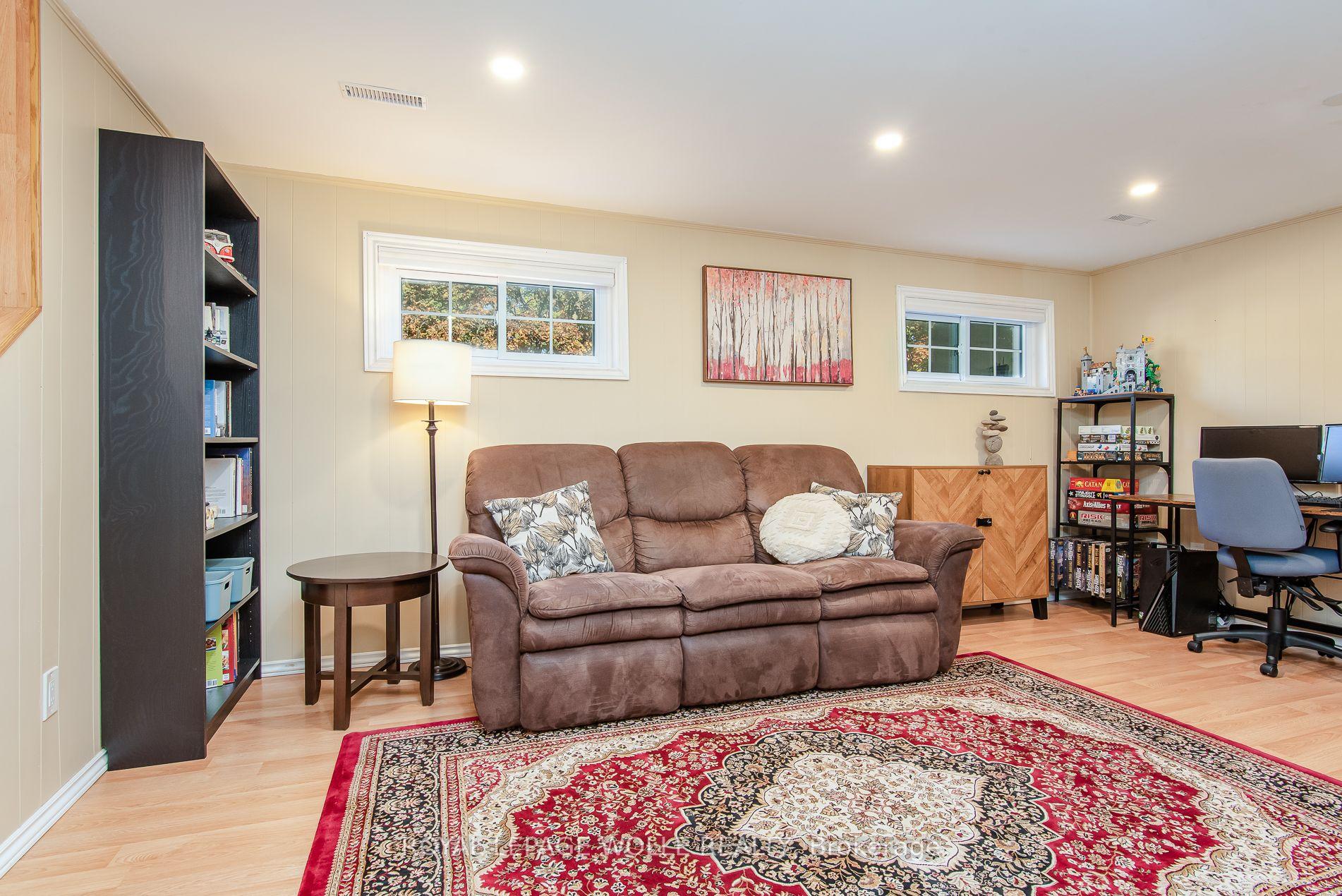 Photo 31 of 118 Wheatfield Crescent, Kitchener, Pioneer Park — HOMEH