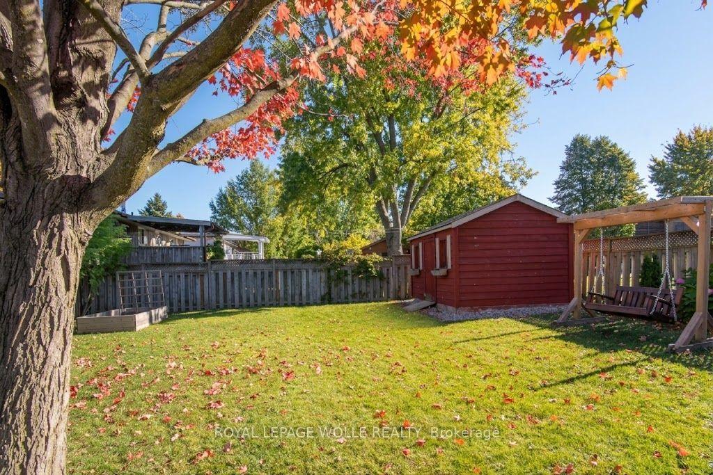 Photo 46 of 118 Wheatfield Crescent, Kitchener, Pioneer Park — HOMEH
