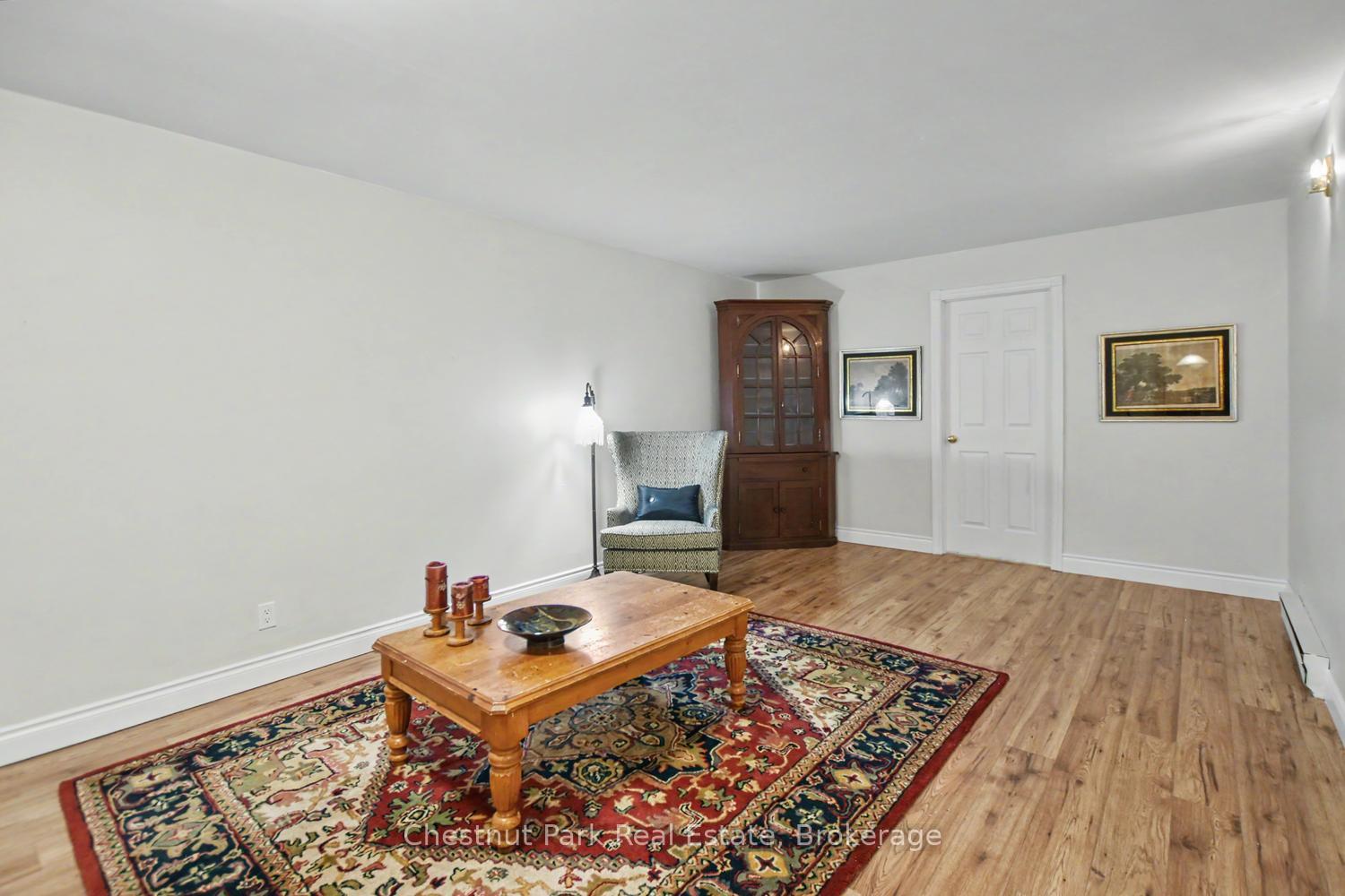 Photo 25 of 491 Minnesota Street, Collingwood — HOMEH