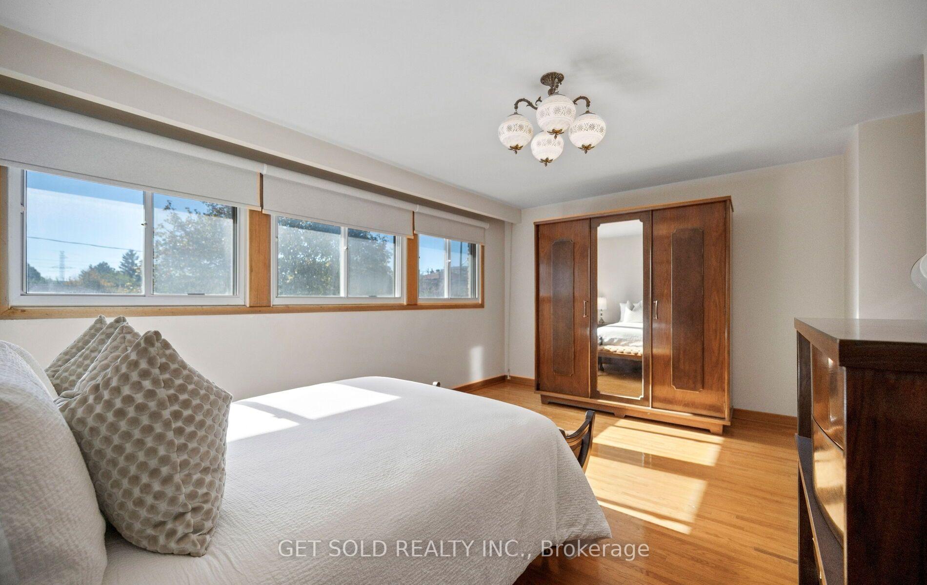 Photo 16 of 6 Marcel Road, Etobicoke, Rexdale-Kipling — HOMEH