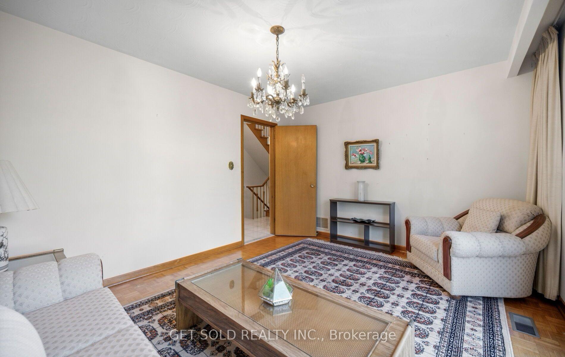 Photo 30 of 6 Marcel Road, Etobicoke, Rexdale-Kipling — HOMEH
