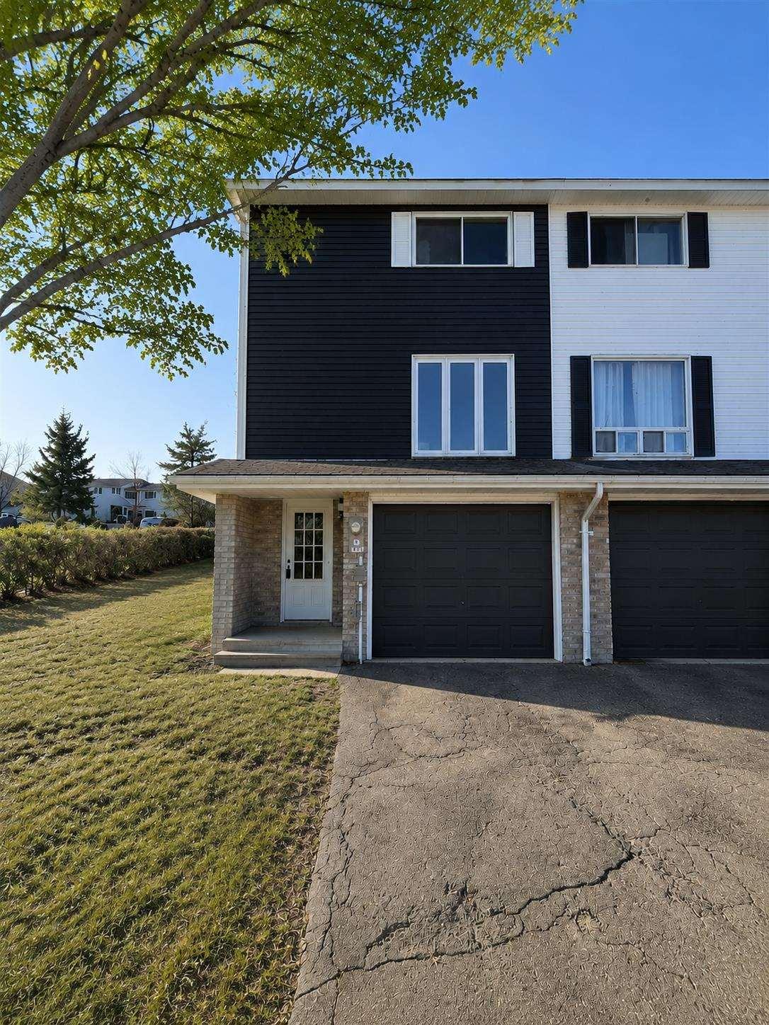 Photo 1 of 11 Forest Place, Elliot Lake — HOMEH