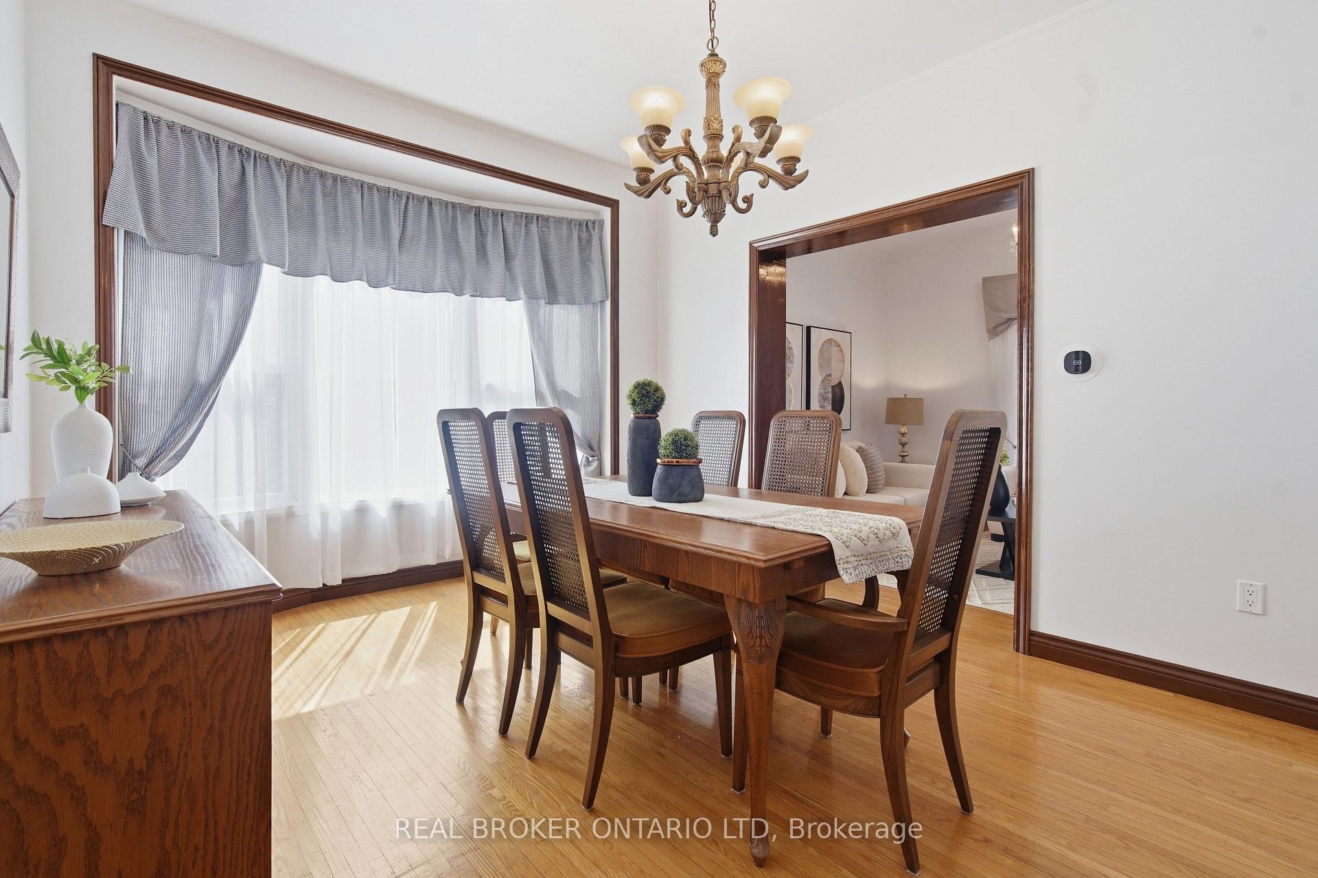 Photo 8 of 908 William Street, London, East B — HOMEH