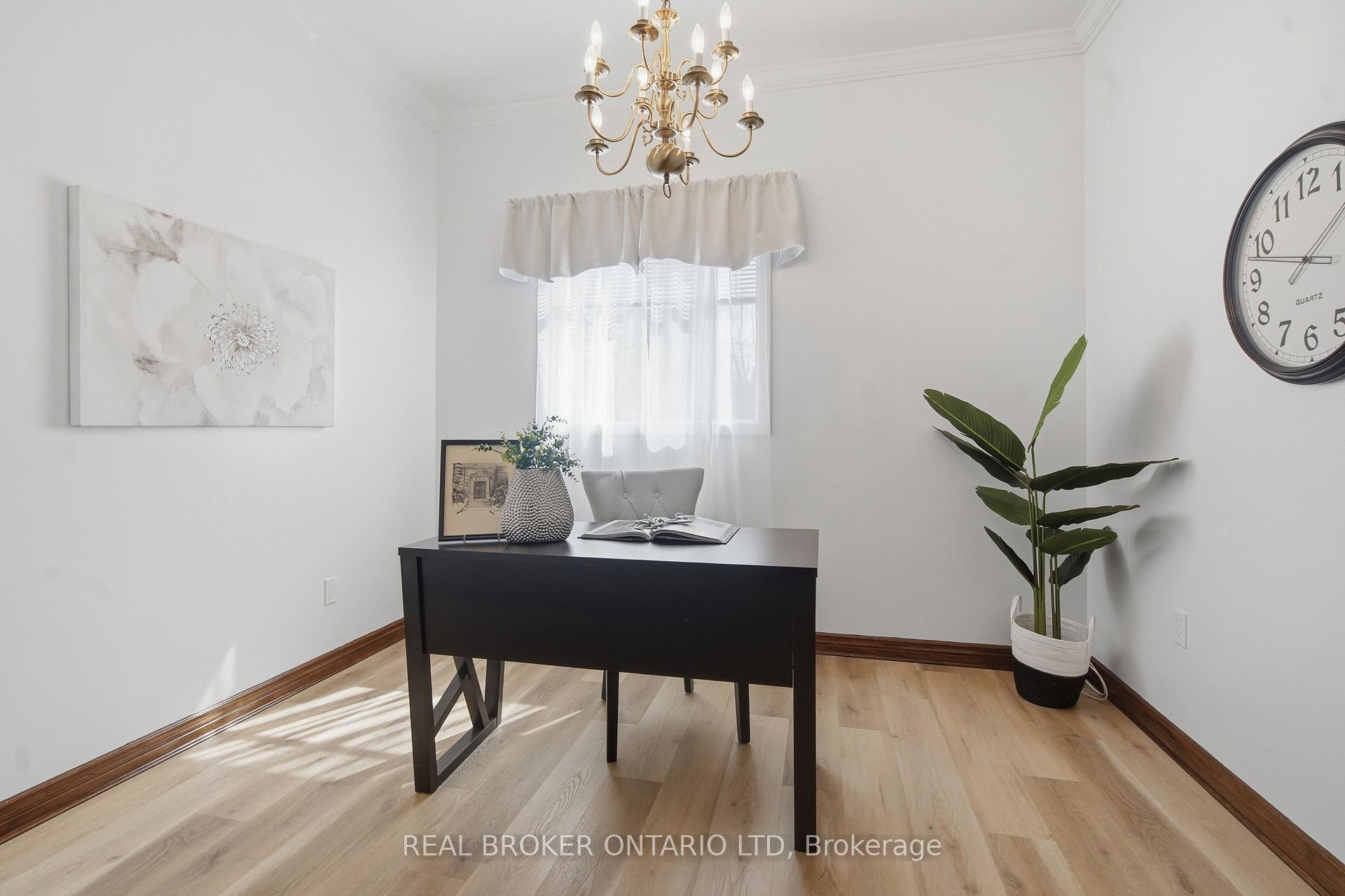 Photo 10 of 908 William Street, London, East B — HOMEH