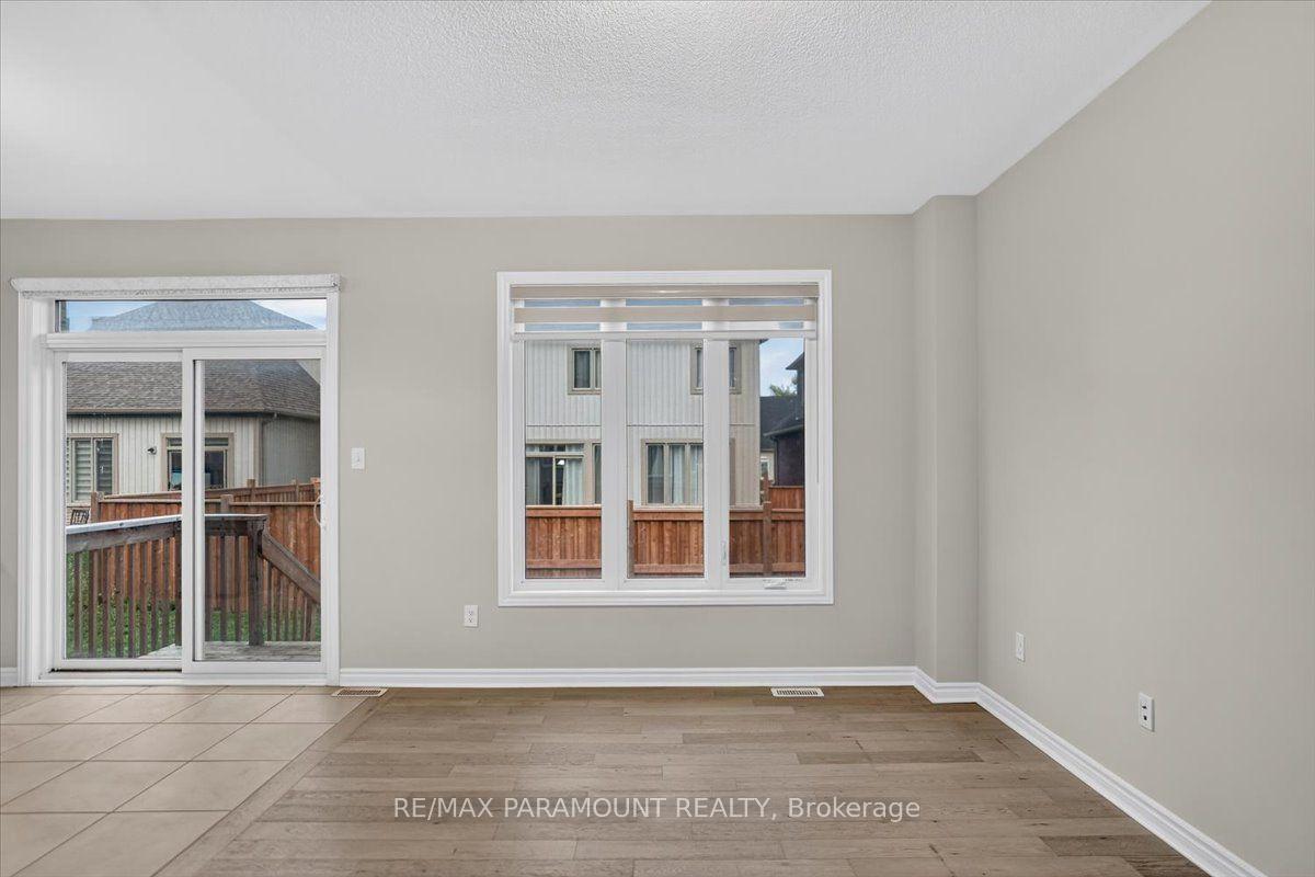 Photo 11 of 61 Tracey Lane E, Collingwood — HOMEH