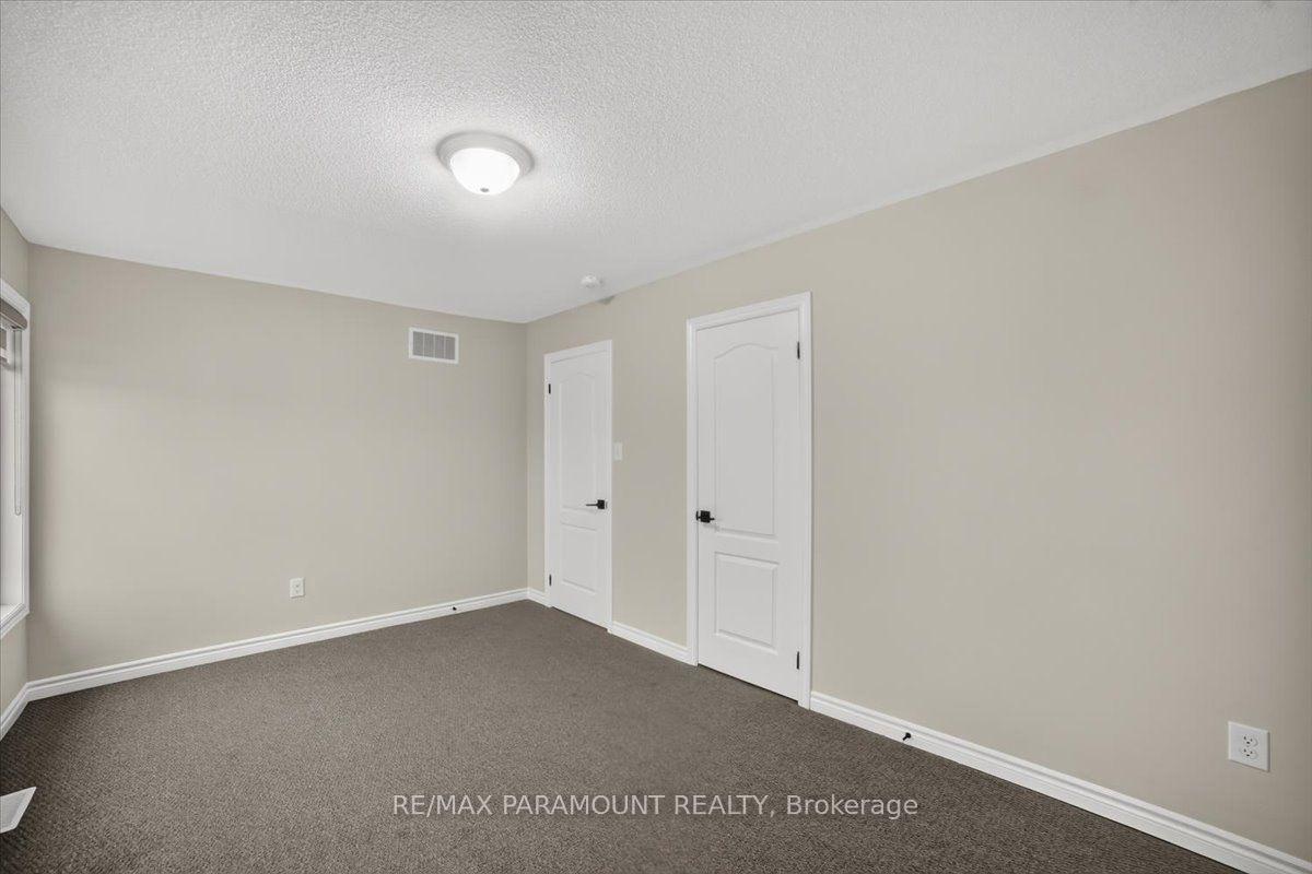 Photo 25 of 61 Tracey Lane E, Collingwood — HOMEH