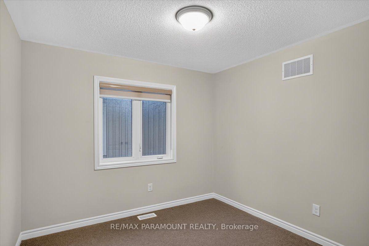 Photo 29 of 61 Tracey Lane E, Collingwood — HOMEH
