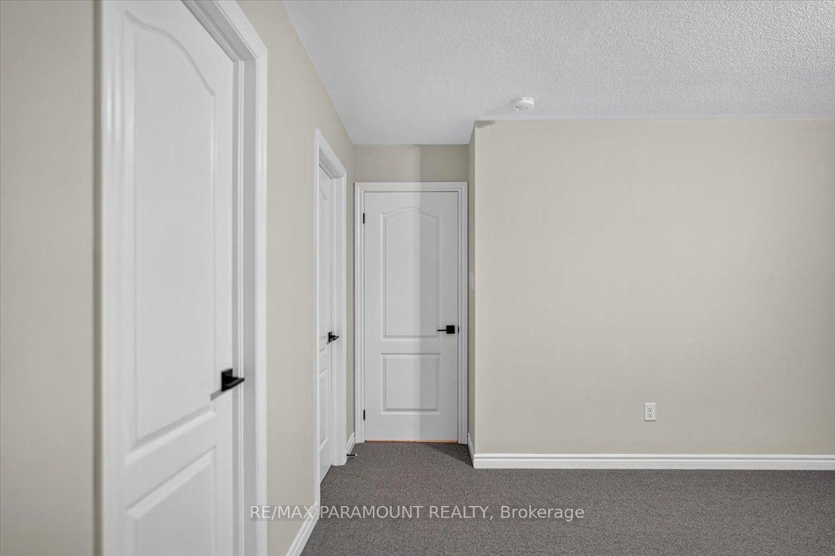 Photo 32 of 61 Tracey Lane E, Collingwood — HOMEH
