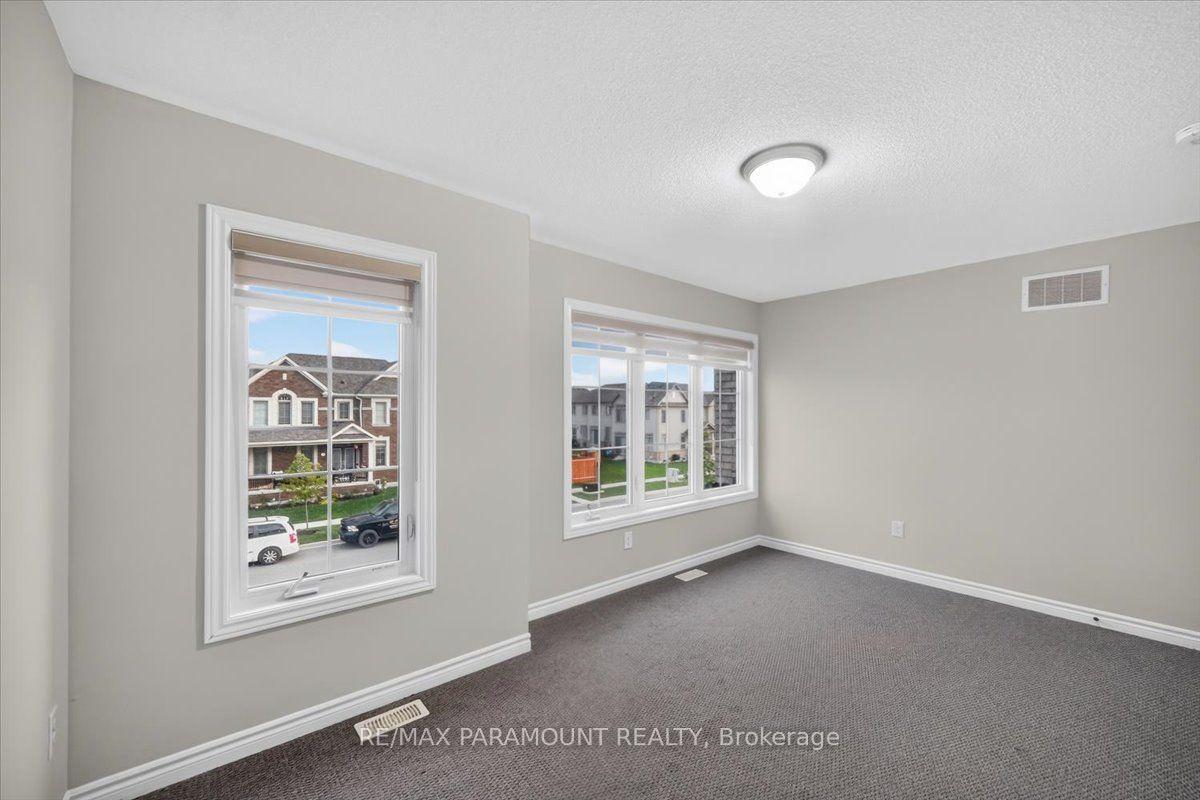Photo 33 of 61 Tracey Lane E, Collingwood — HOMEH