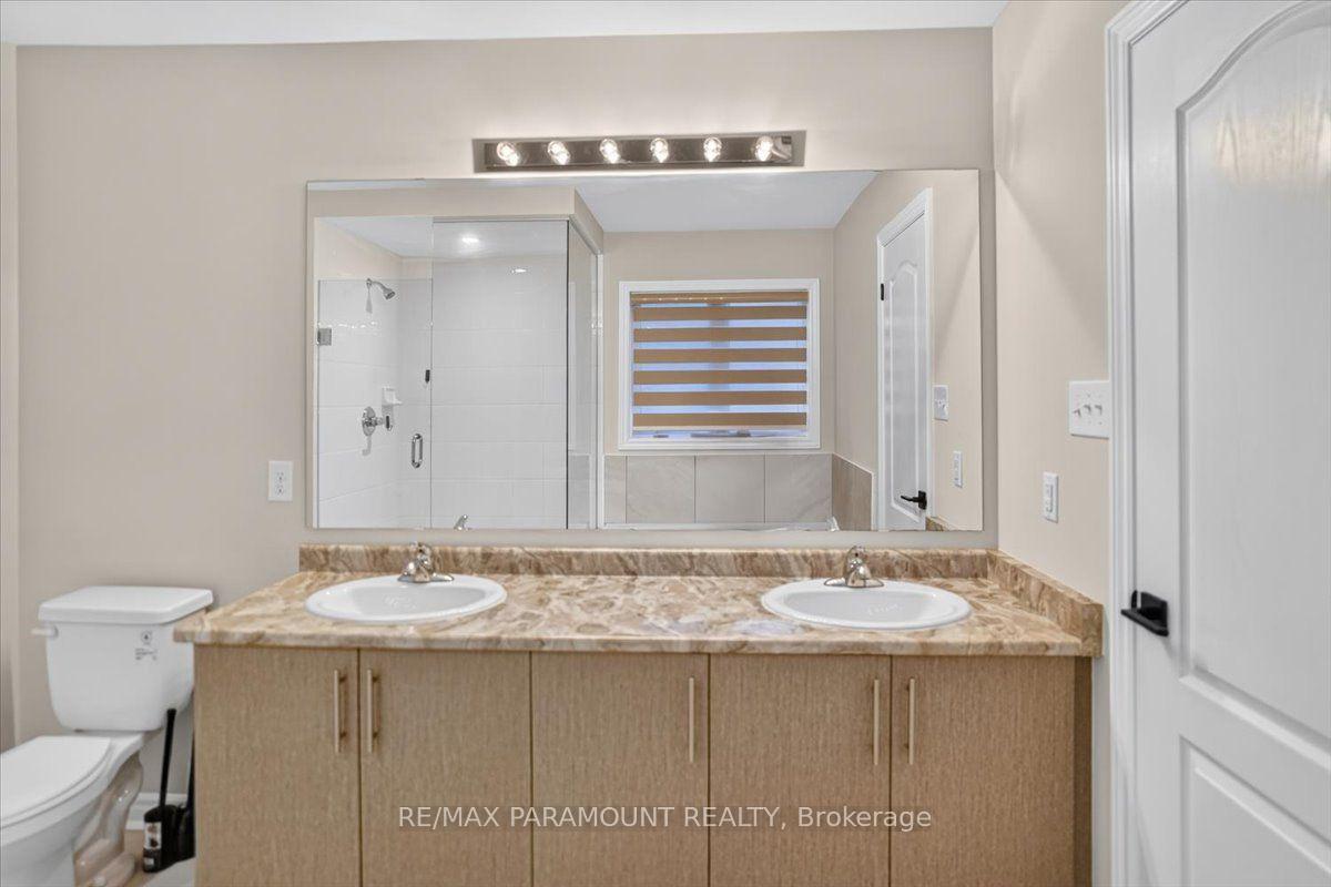 Photo 45 of 61 Tracey Lane E, Collingwood — HOMEH