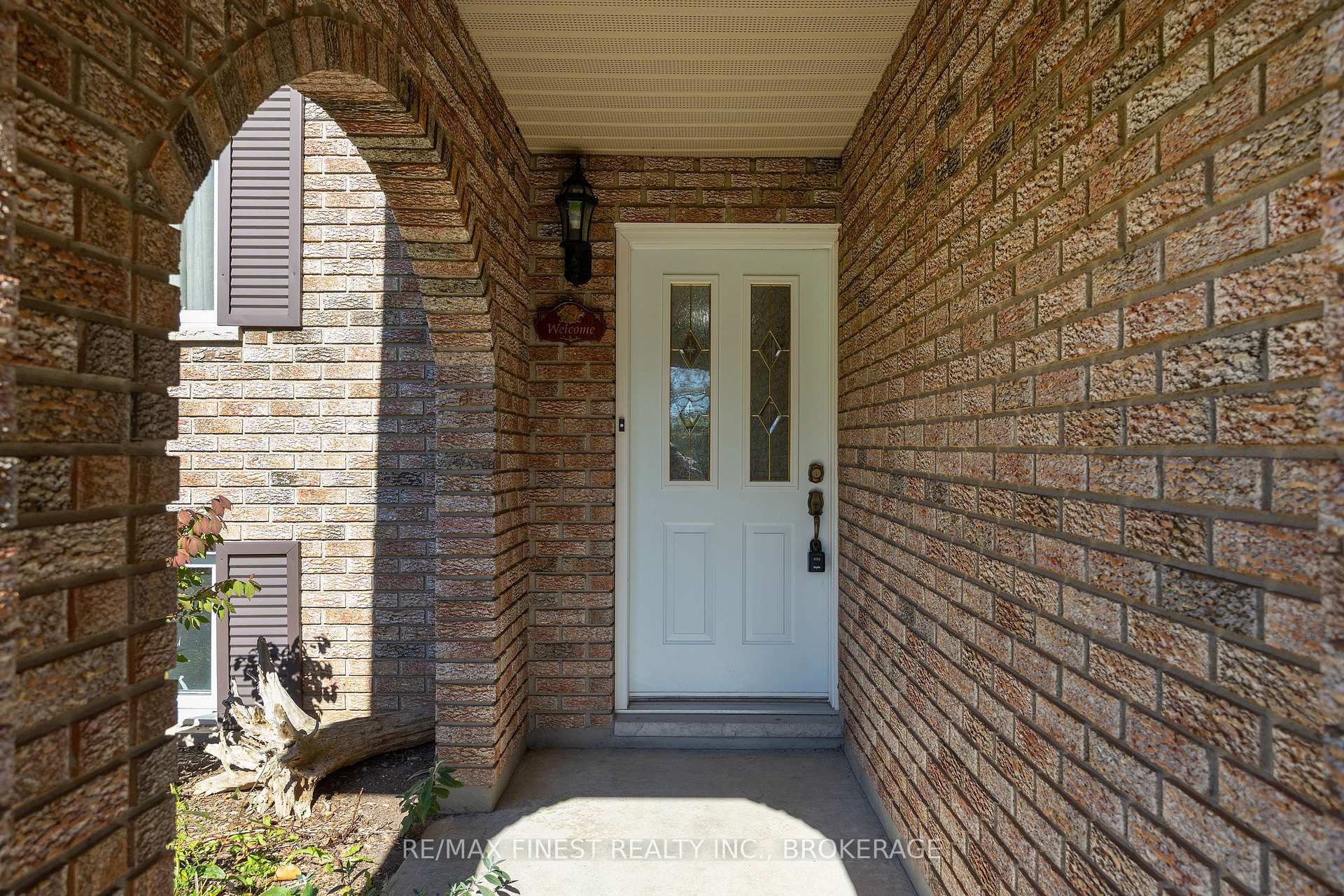 Photo 4 of 3790 Copper Kettle Drive, Frontenac, Frontenac South — HOMEH