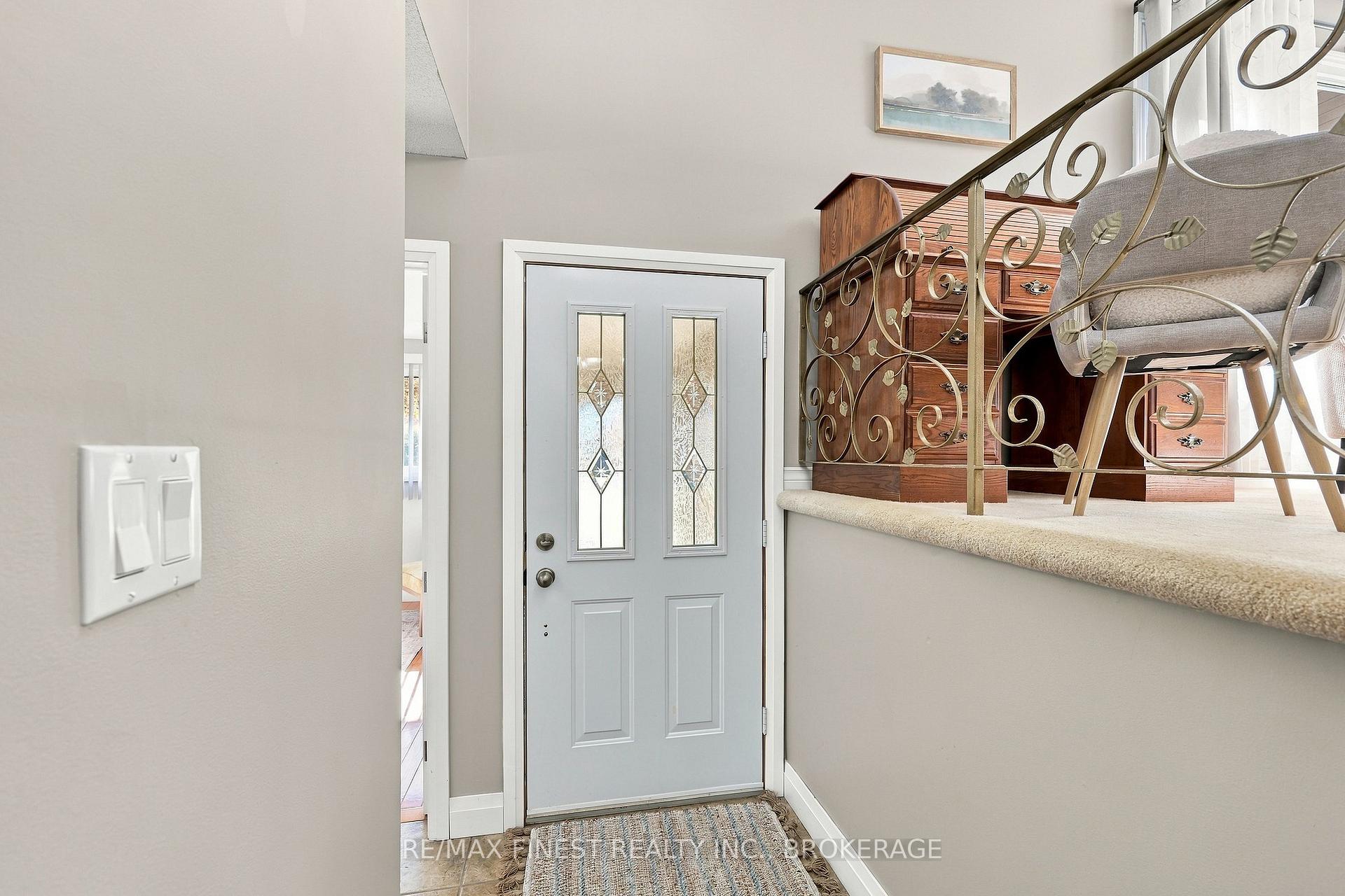 Photo 5 of 3790 Copper Kettle Drive, Frontenac, Frontenac South — HOMEH