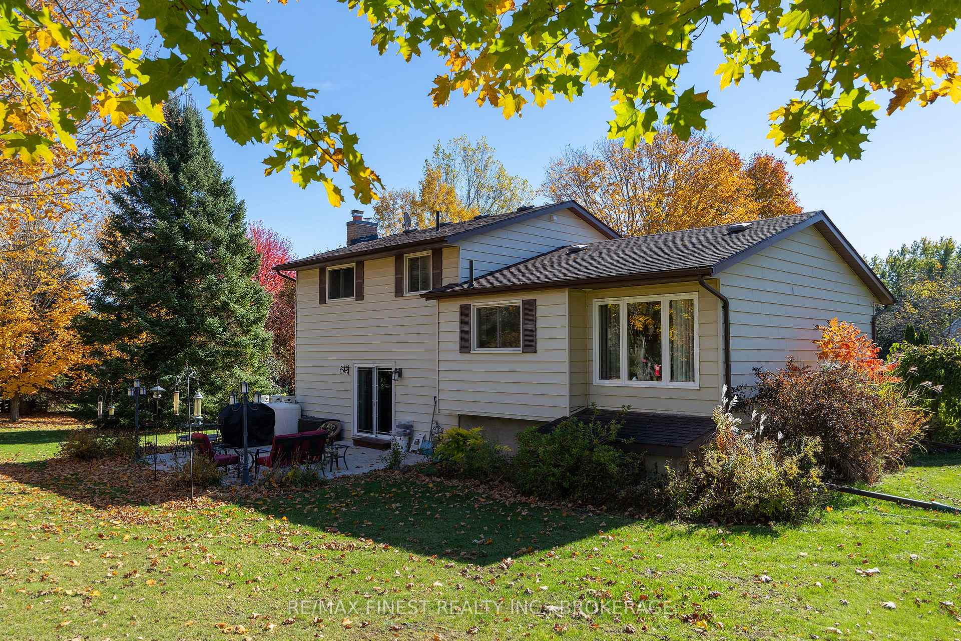 Photo 37 of 3790 Copper Kettle Drive, Frontenac, Frontenac South — HOMEH