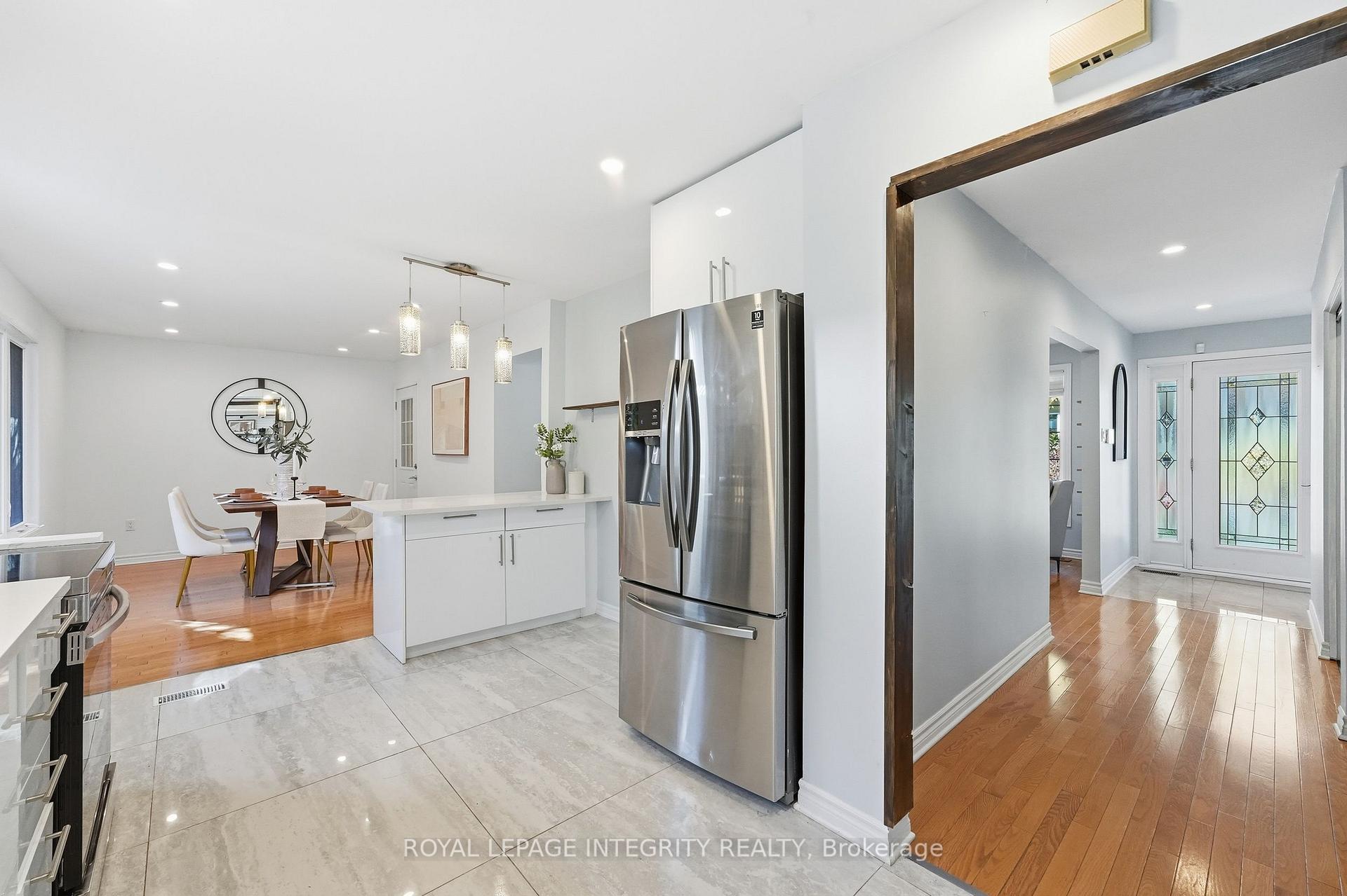 Photo 16 of 1020 Cahill Drive W, Ottawa, Hunt Club/Western Community — HOMEH