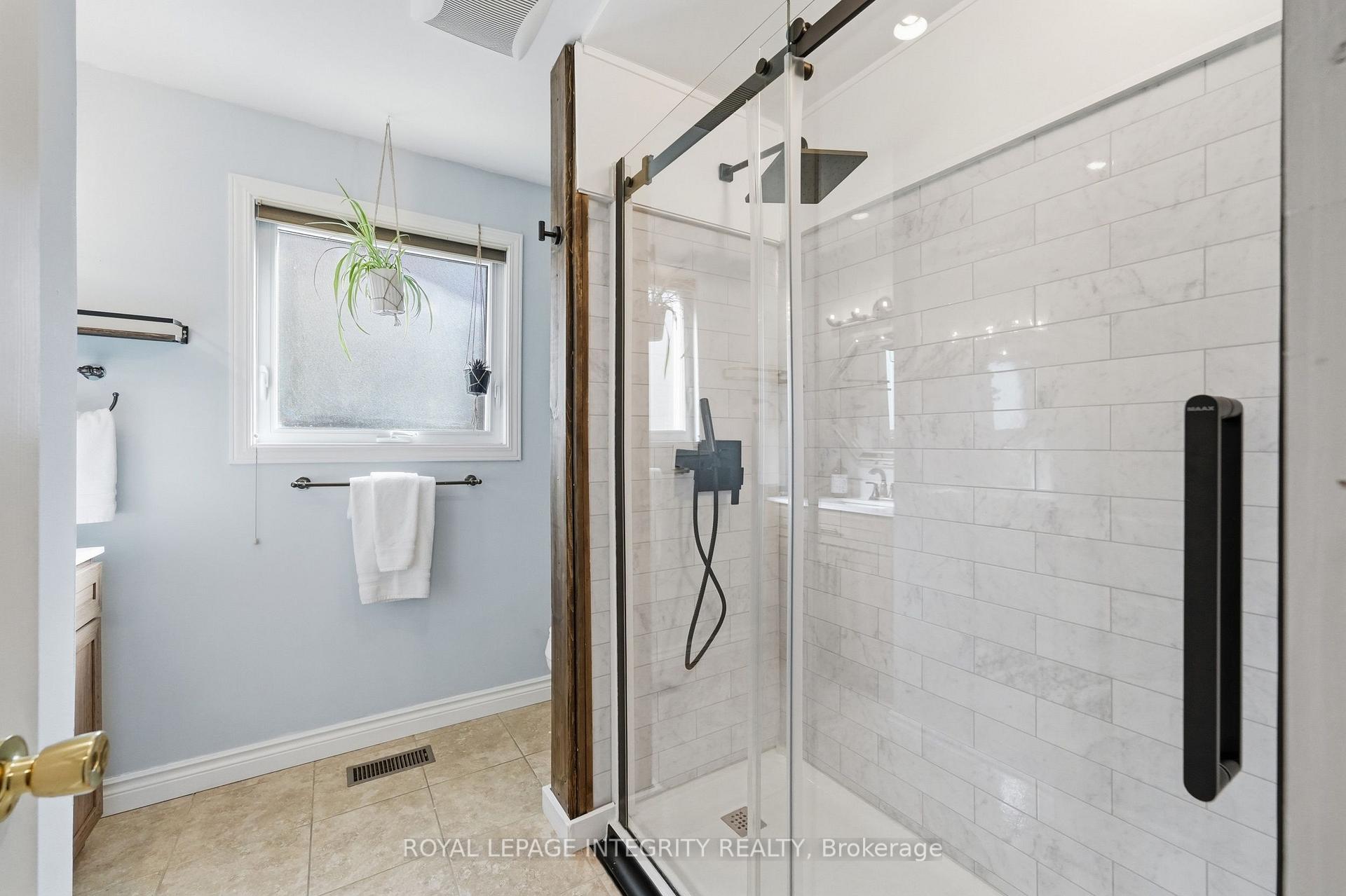 Photo 25 of 1020 Cahill Drive W, Ottawa, Hunt Club/Western Community — HOMEH