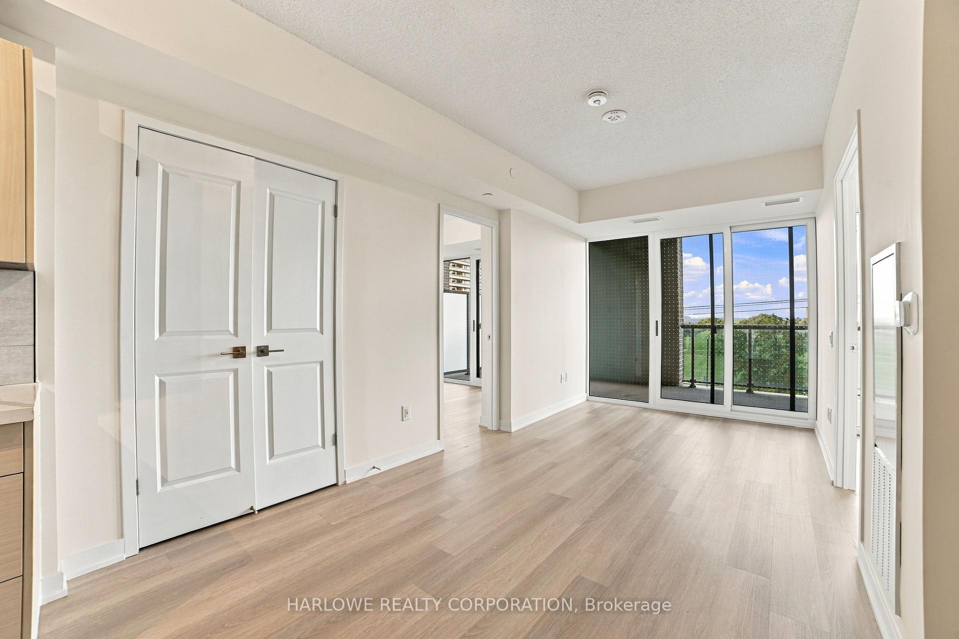 Photo 5 of Unit 310, 2825 Jane Street, North York, Glenfield-Jane Heights — HOMEH
