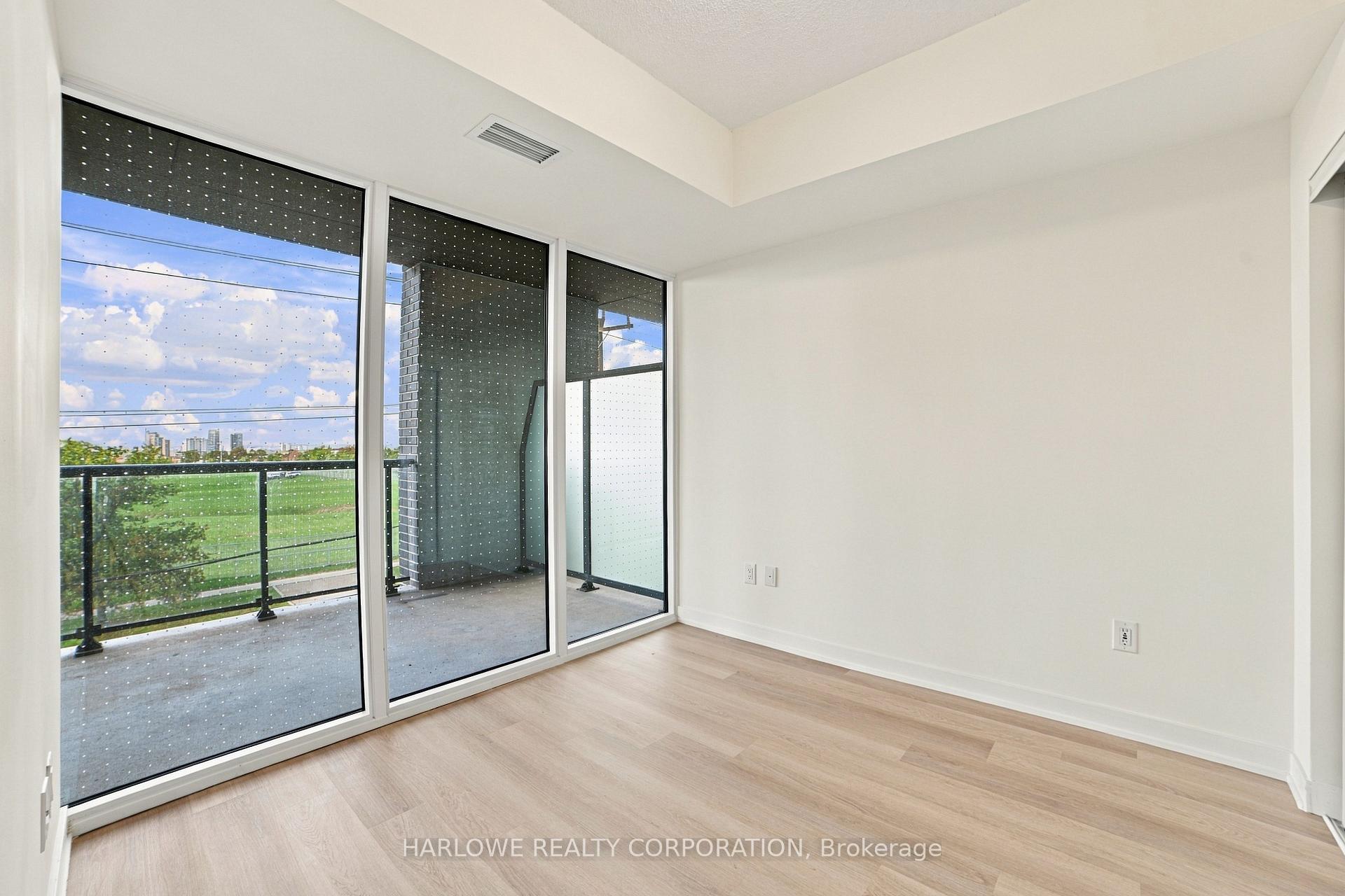 Photo 7 of Unit 310, 2825 Jane Street, North York, Glenfield-Jane Heights — HOMEH