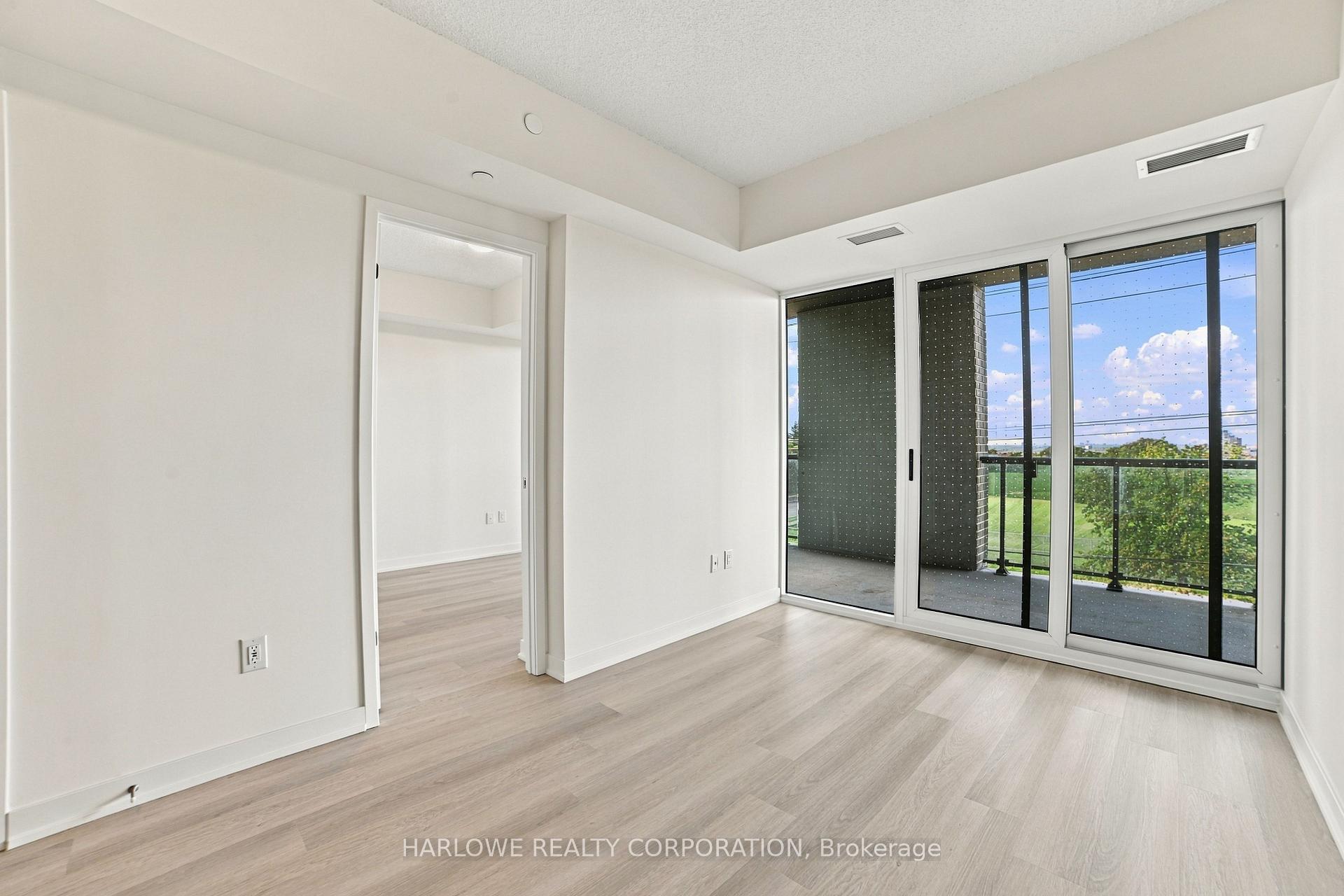 Photo 10 of Unit 310, 2825 Jane Street, North York, Glenfield-Jane Heights — HOMEH