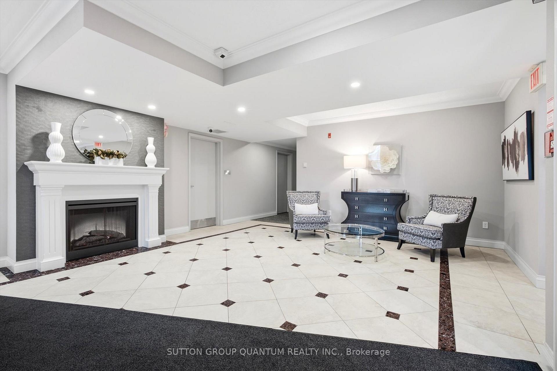 Photo 31 of Unit 305, 390 Upper Middle Road E, Oakville, Falgarwood — HOMEH